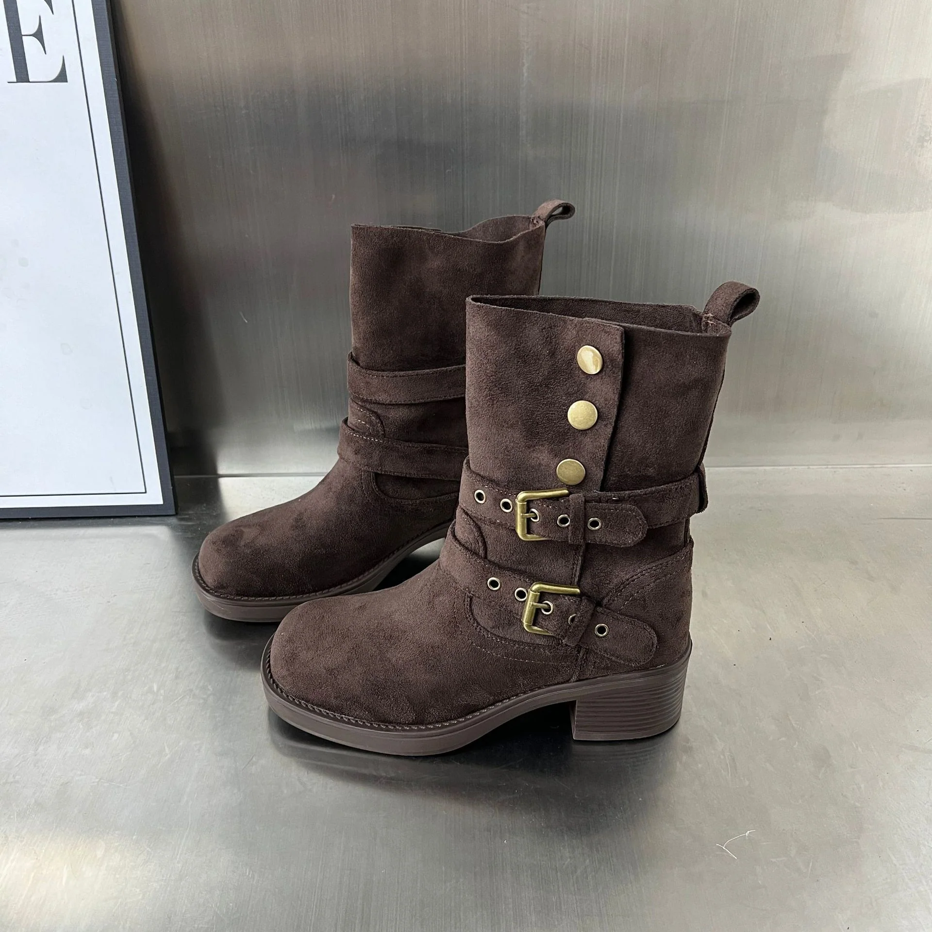 Damen Modische Stiefeletten mit eleganten Schnallen und bequemer Absatzhöhe Heidi Mode - Image 2