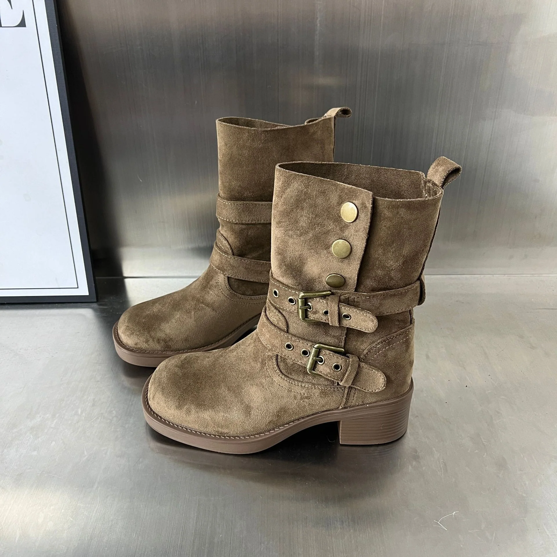 Damen Modische Stiefeletten mit eleganten Schnallen und bequemer Absatzhöhe Heidi Mode - Image 6