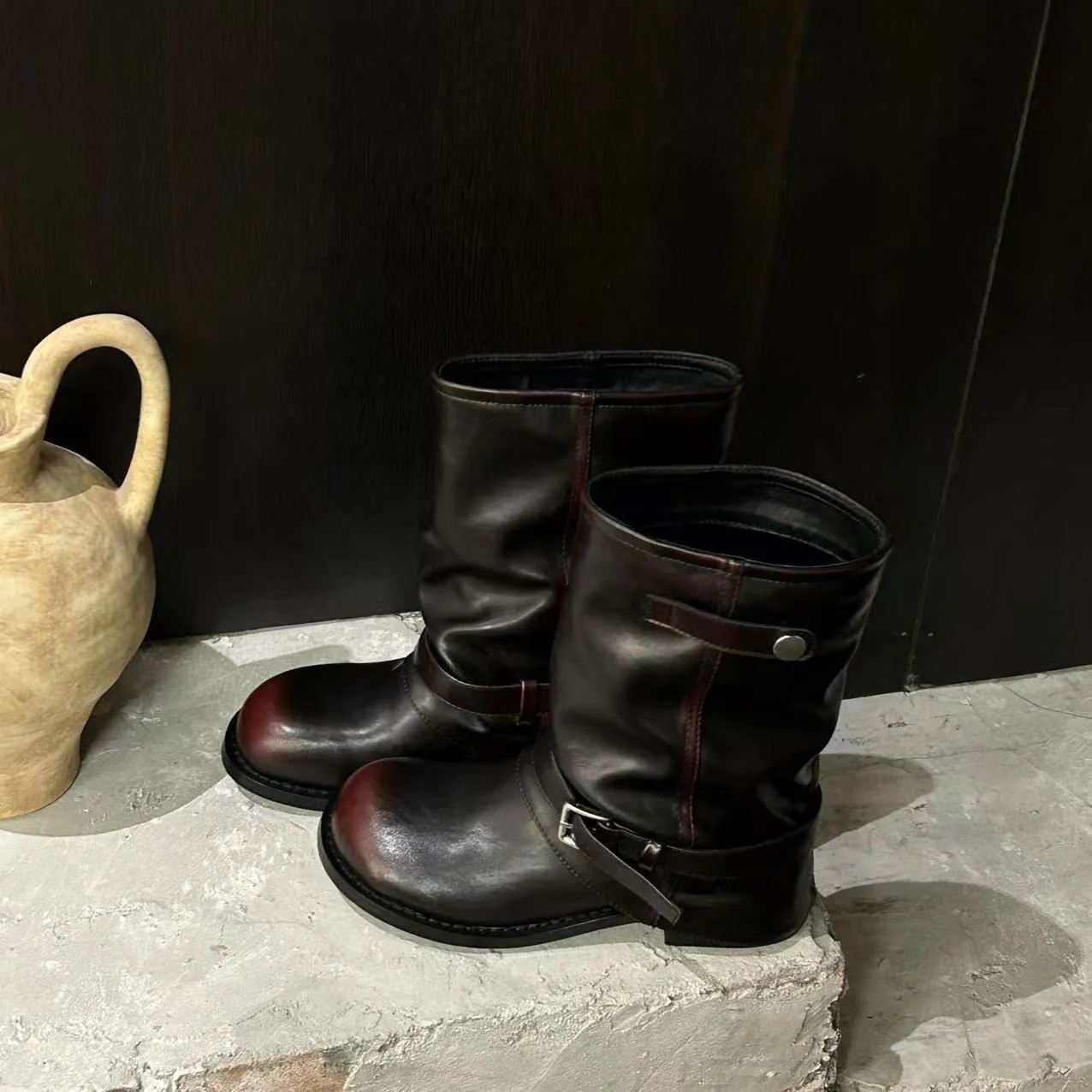Damen modische Winterstiefel mit gerafftem Schaft und dekorativem Schnallenakzent Heidi Mode - Image 7