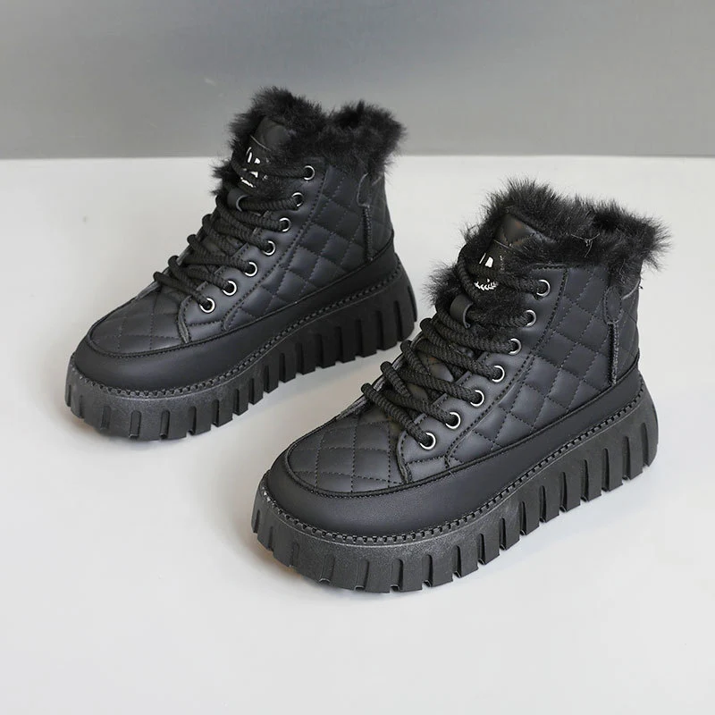 Damen Modische Winterstiefel mit kuscheligem Fellbesatz und rutschfester Sohle Heidi Mode - Image 7