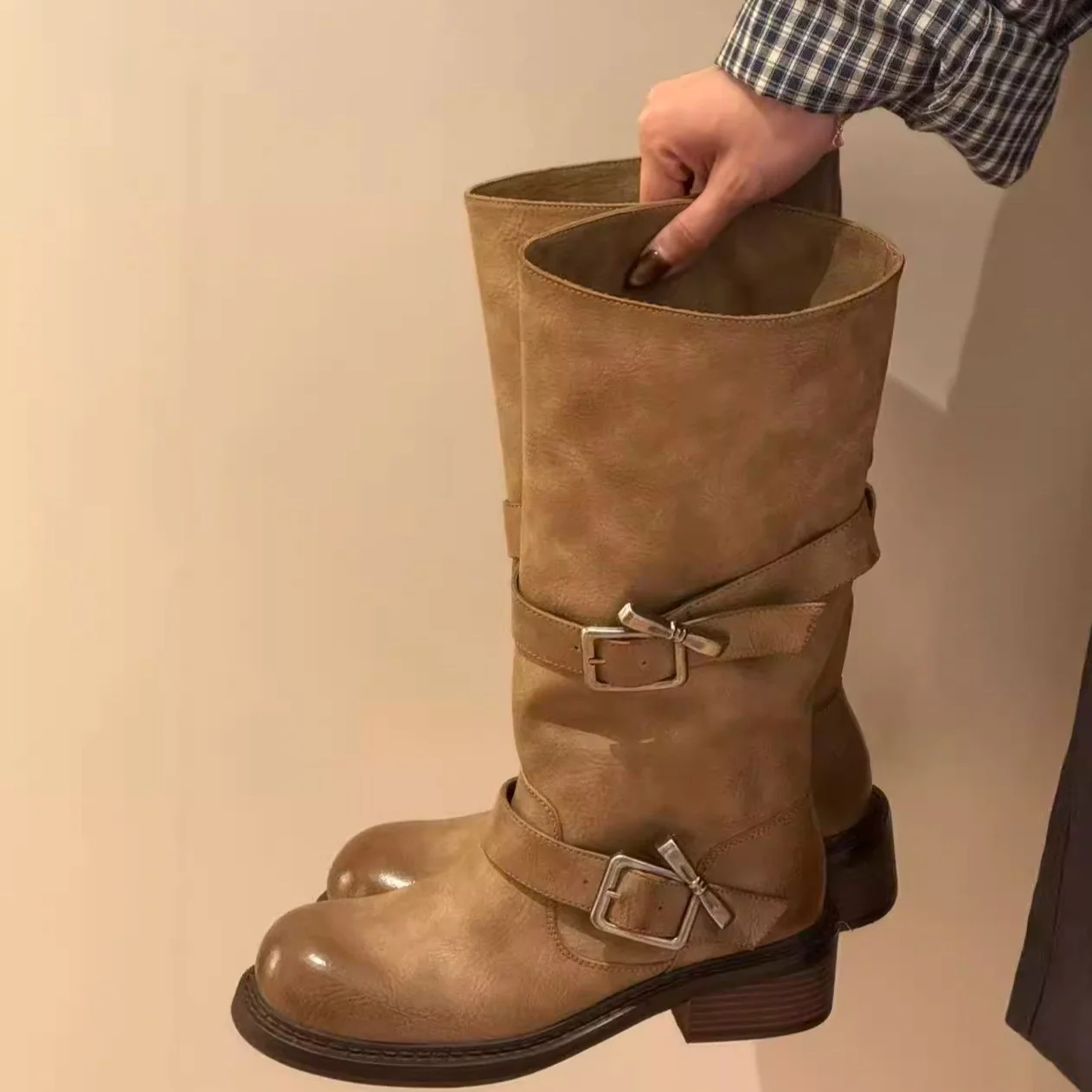 Damen modische Winterstiefel mit praktischen Schnallen und robustem Profil Heidi Mode - Image 2