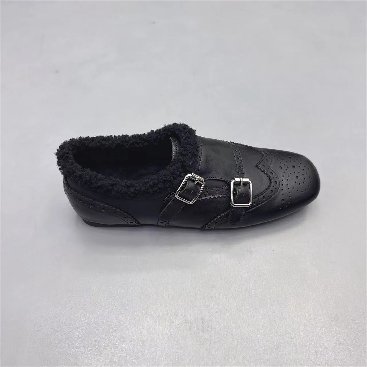Damen Mokassins aus hochwertigem Leder mit weich gefüttertem Innenleben und praktischen Schnallen Heidi Mode - Image 3