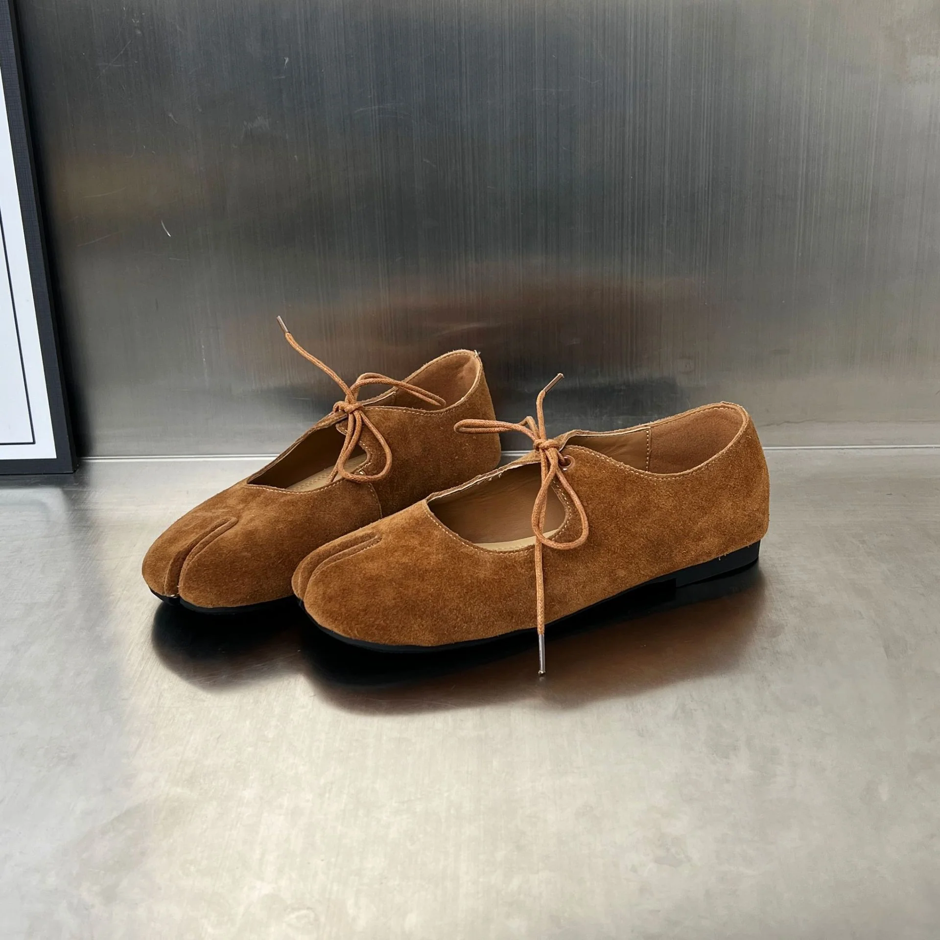 Damen Mokassins aus hochwertigem Wildleder mit eleganter Schnürung Heidi Mode - Image 8