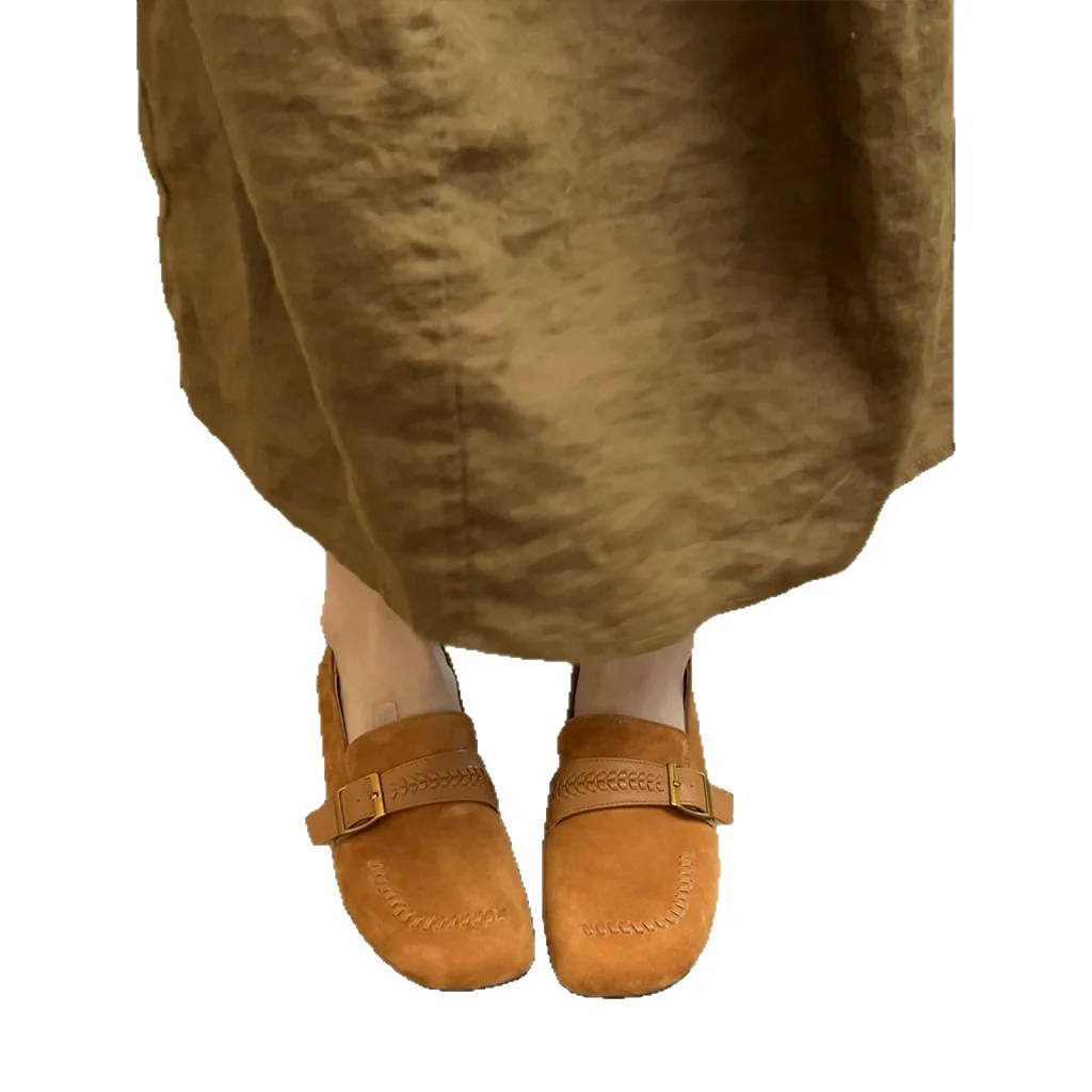 Damen Mokassins aus weichem Wildleder mit dekorativem Riemen Heidi Mode - Image 5