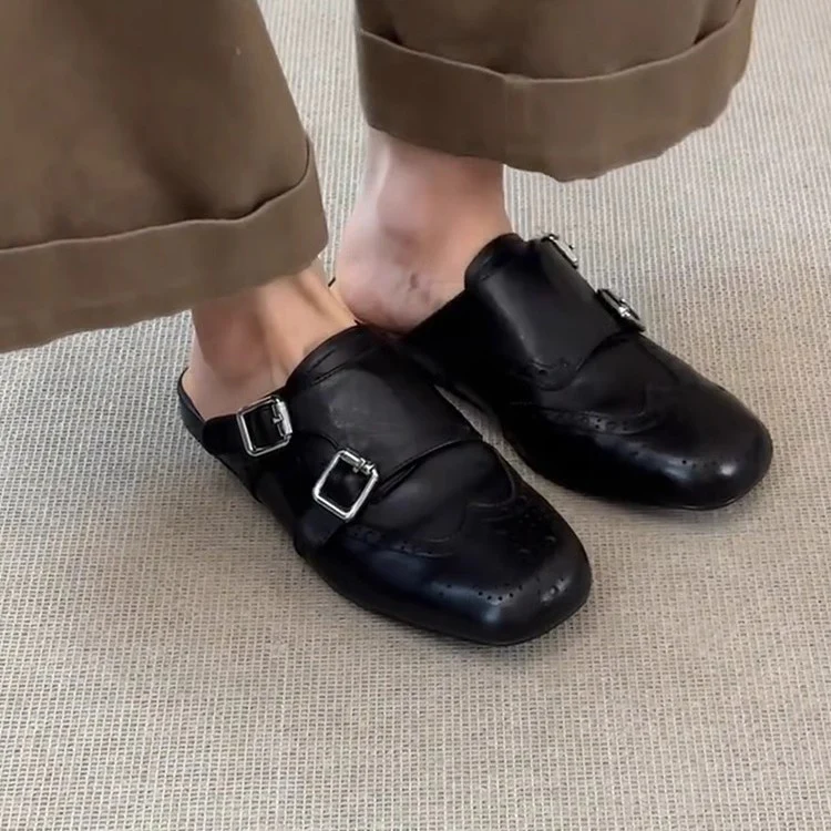 Damen Mokassins mit dekorativen Schnallen und perforierten Details Heidi Mode - Image 2