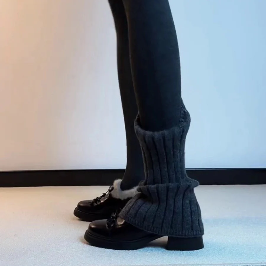 Damen Mokassins mit flauschigem Innenfutter und dekorativer Schnürung Heidi Mode - Image 4