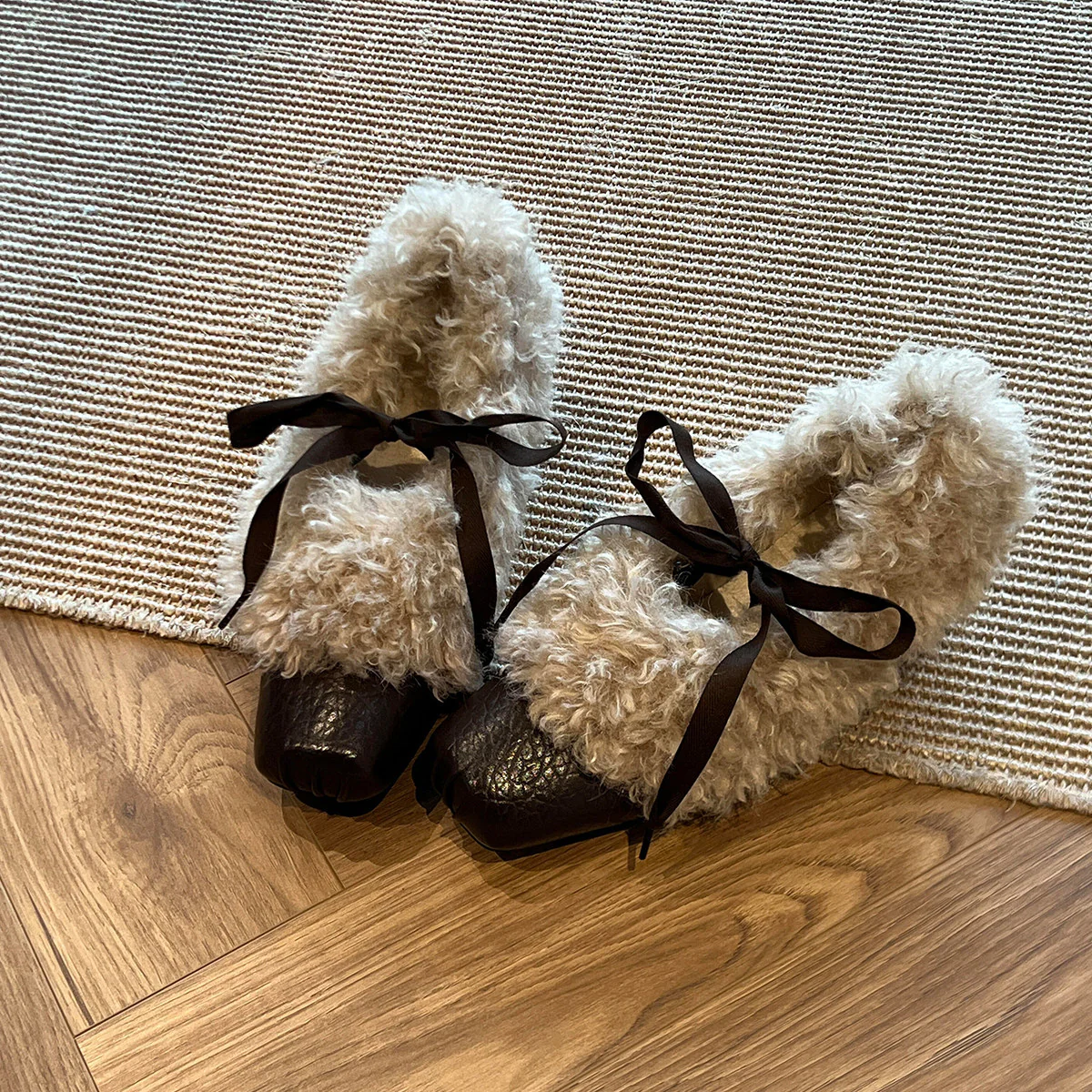 Damen Mokassins mit flauschigem Kunstfell und elegantem Riemen Heidi Mode - Image 7