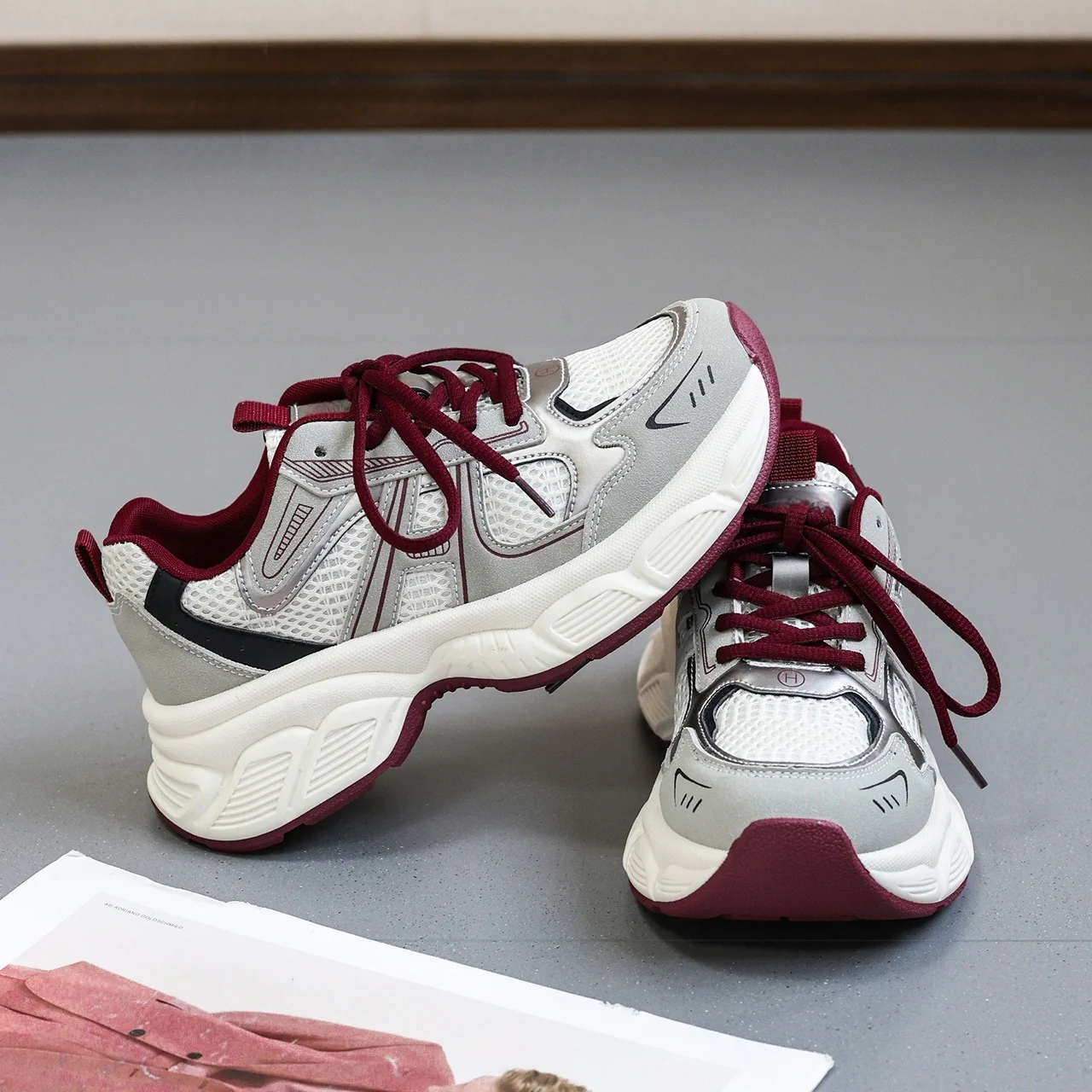 Damen Multicolor Laufschuhe mit atmungsaktiver Obermaterialstruktur und rutschfester Sohle Heidi Mode - Image 7