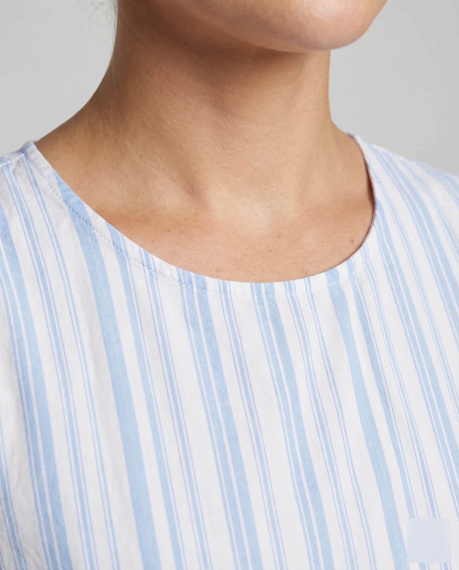 Damen Leinenoptik Midikleid mit Raffbund - Image 3