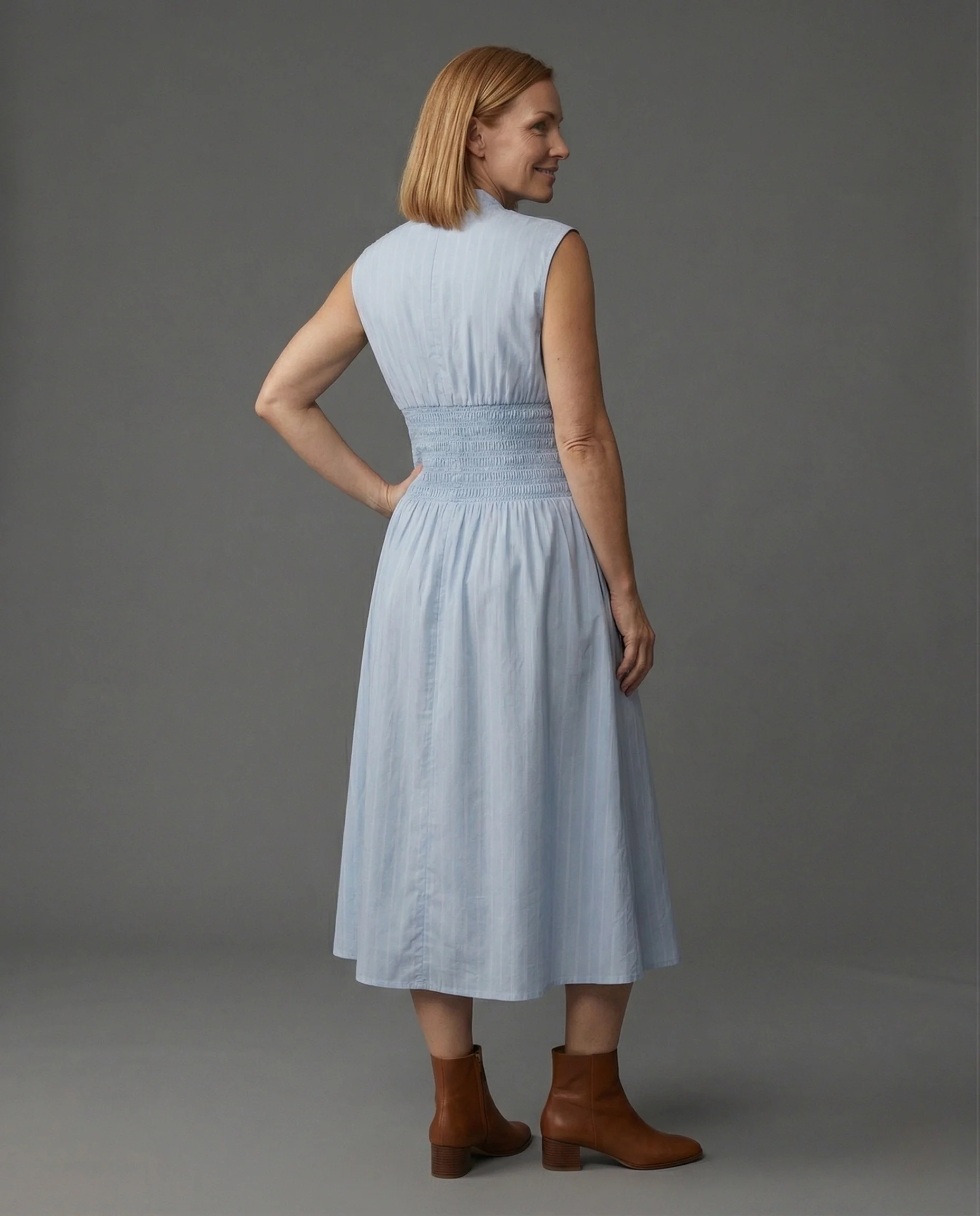 Damen Ärmelloses Midikleid mit V-Ausschnitt und Smockbund - Image 3
