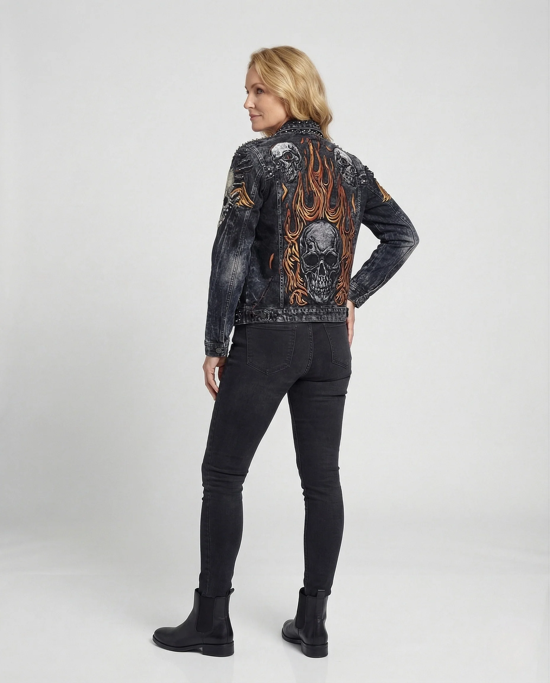 Damen Bestickte Jeansjacke Boho Stil mit 3D Blütenapplikationen und Nieten - Image 4