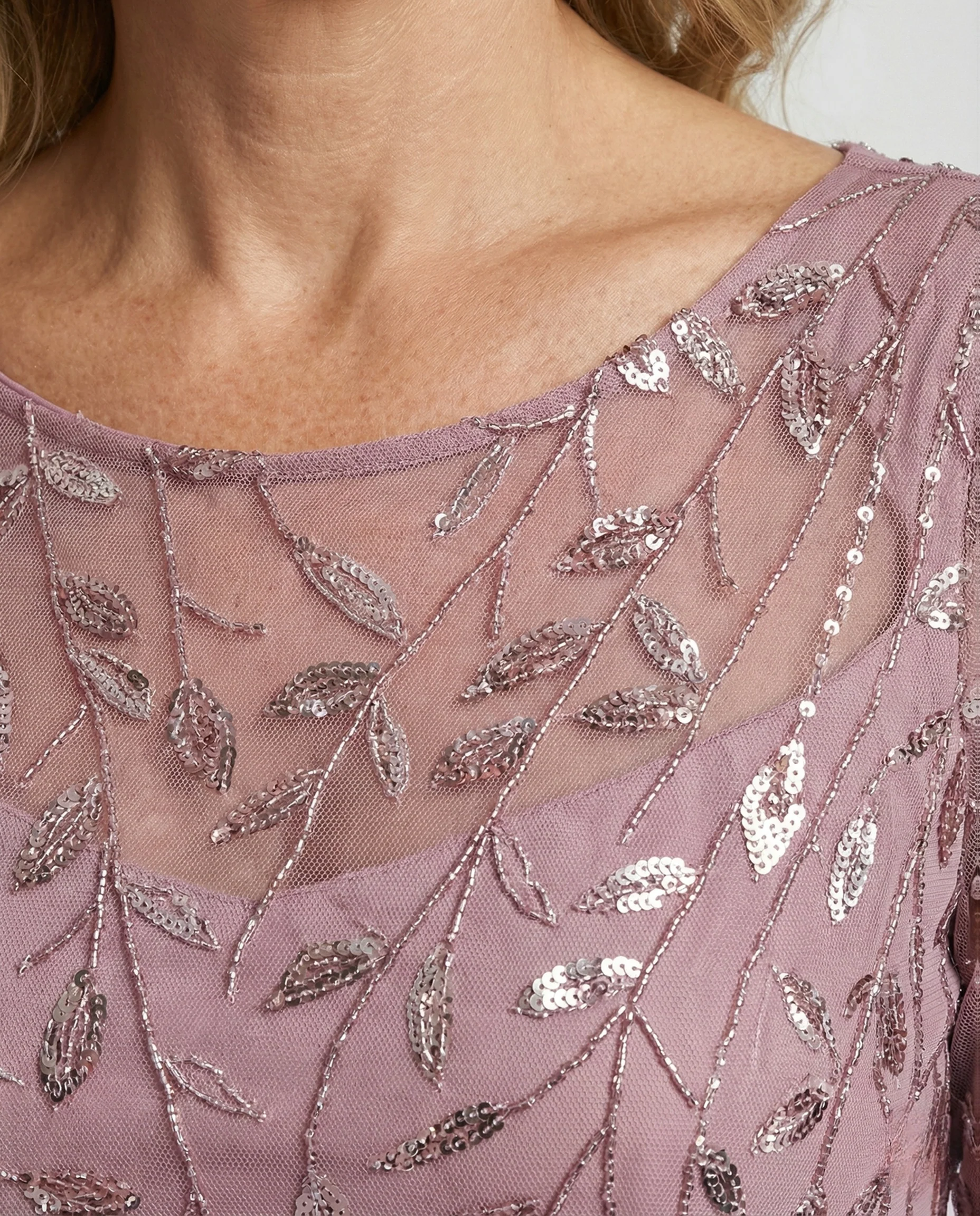 Damen Bodenlanges Abendkleid mit Paillettenstickerei - Image 4