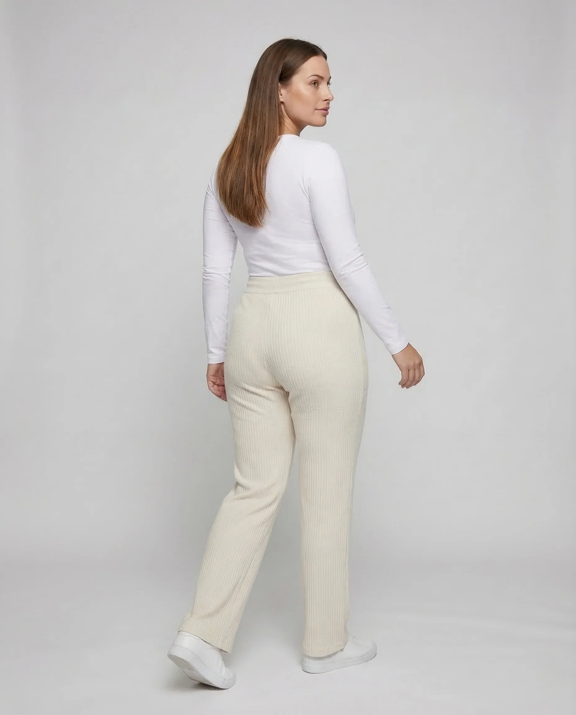 Damen Cordhose High Waist Thermofutter - Image 4