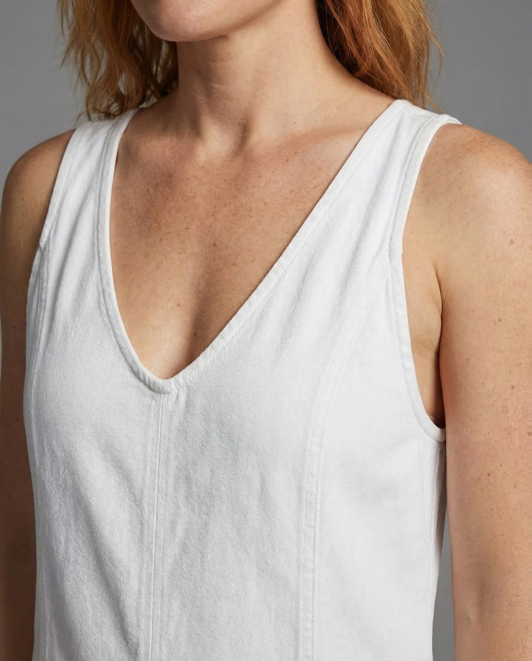 Damen Denim Latz Overall V Ausschnitt - Image 2