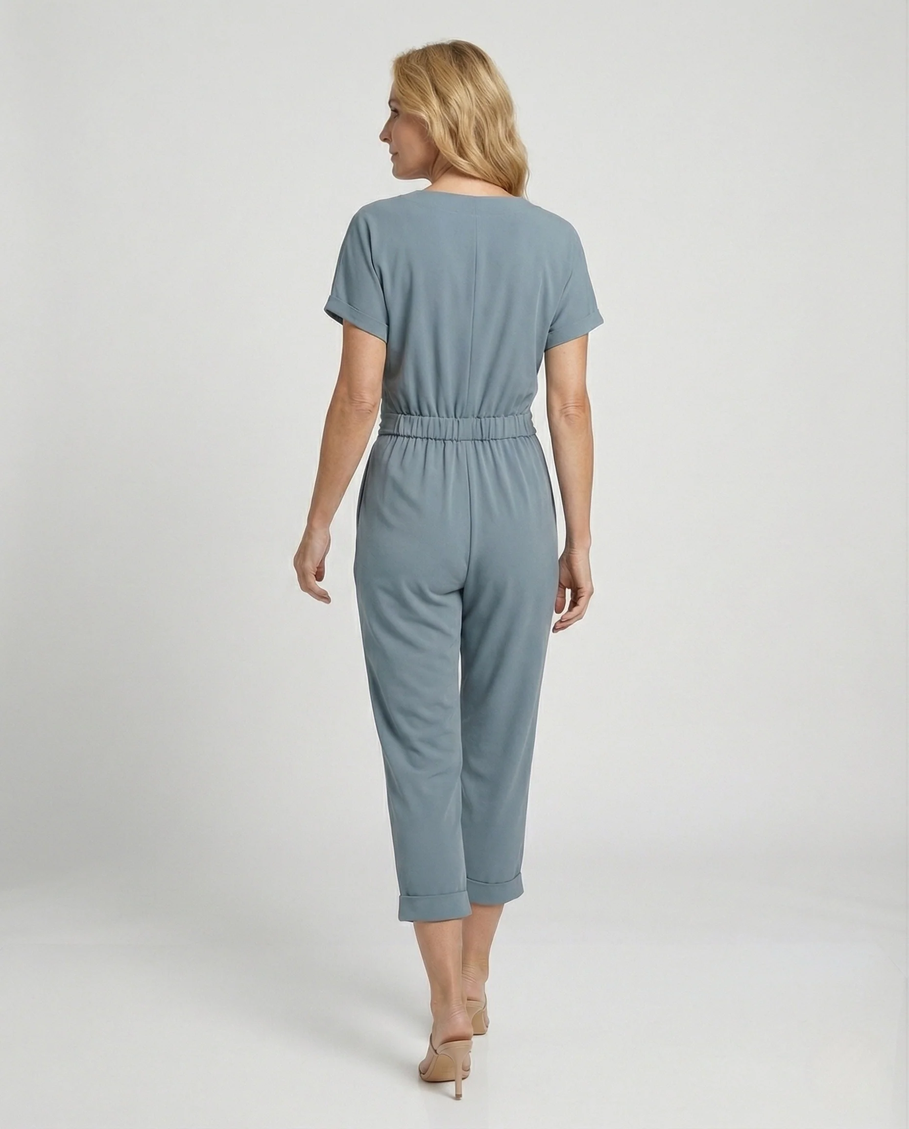 Damen Sommeroverall mit Wickeloberteil und weitem Bein - Image 3