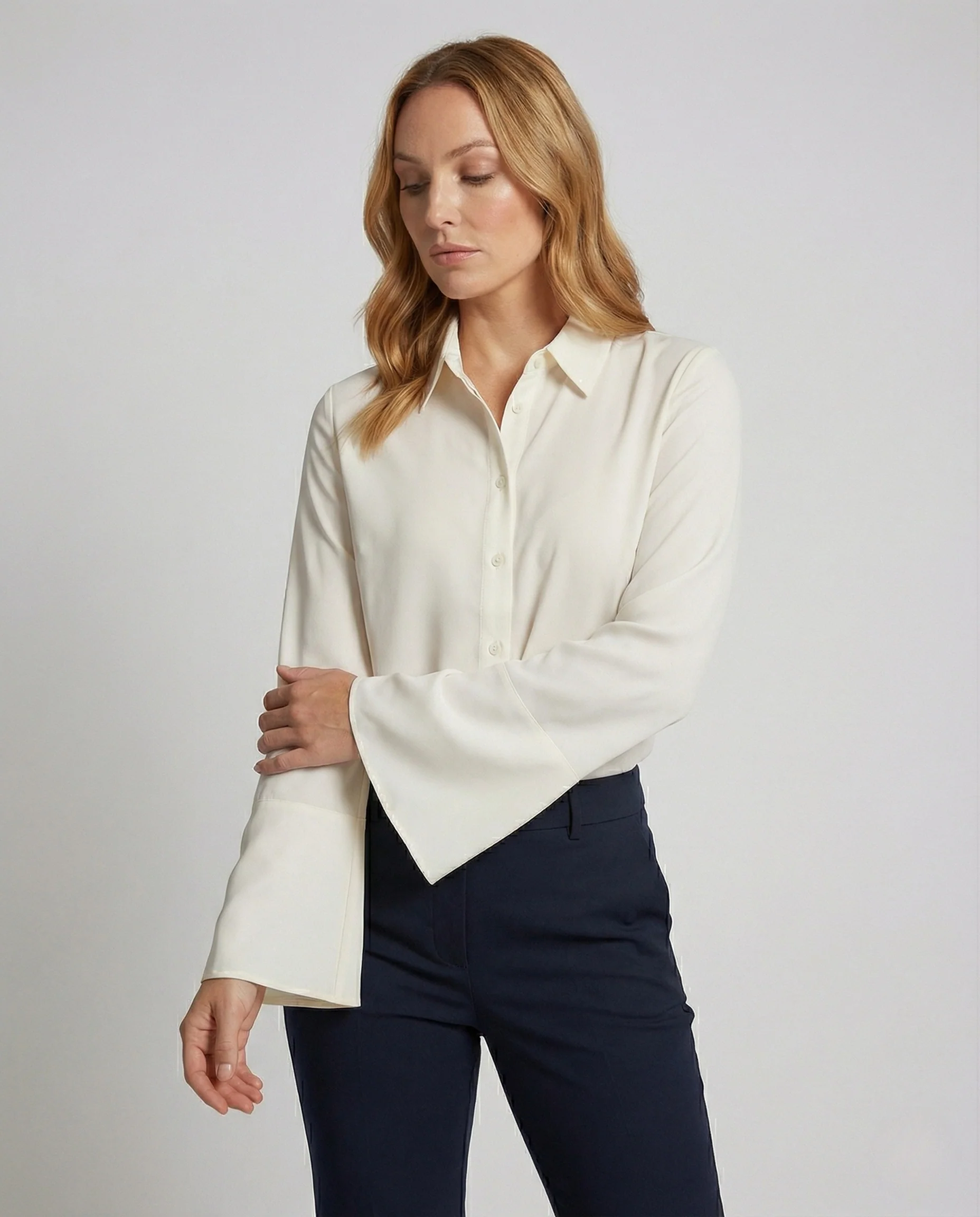 Damen Elegante Chiffon Hemdbluse mit Glockenärmeln - Image 2