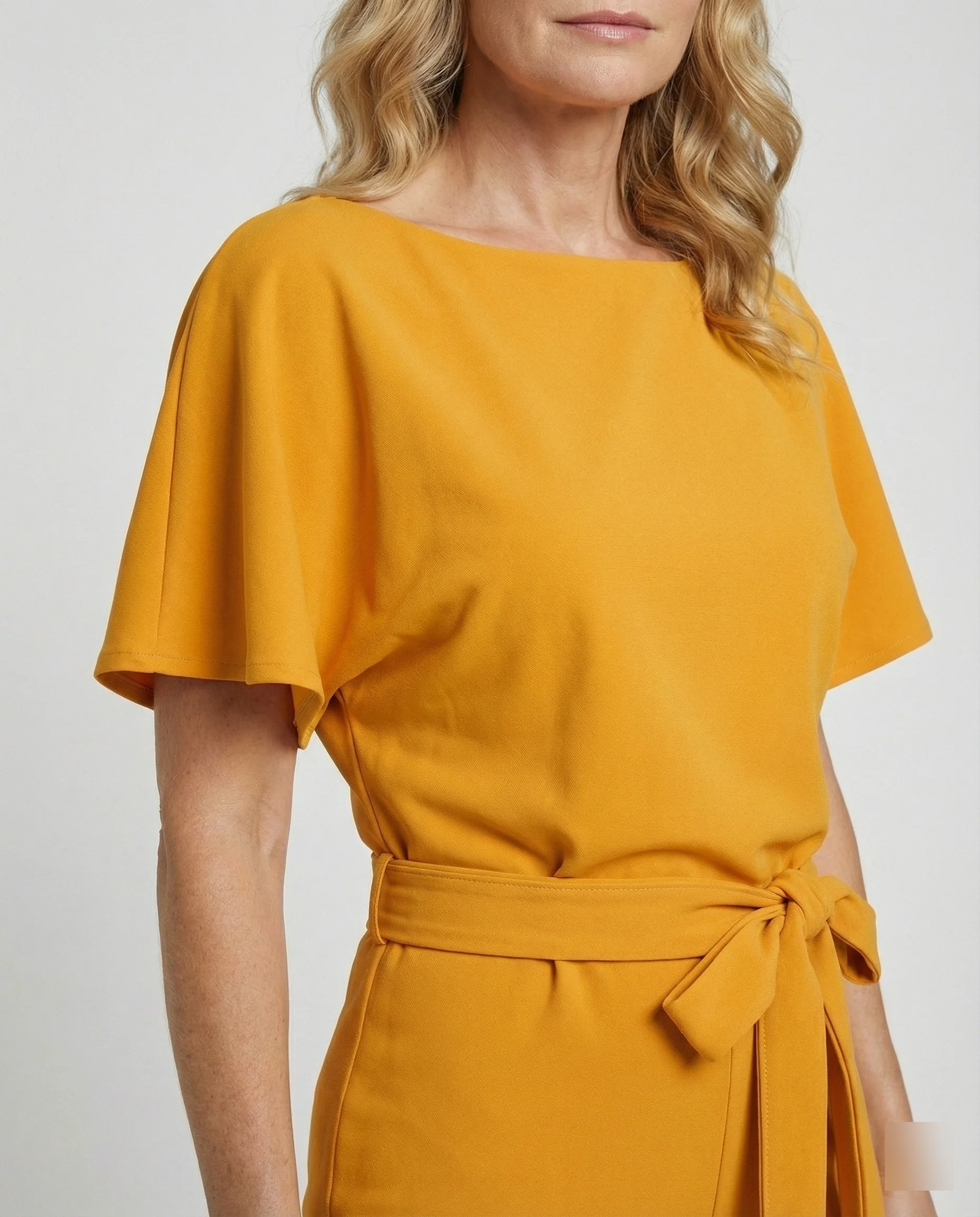 Damen Jumpsuit elegant mit Gürtel - Image 3