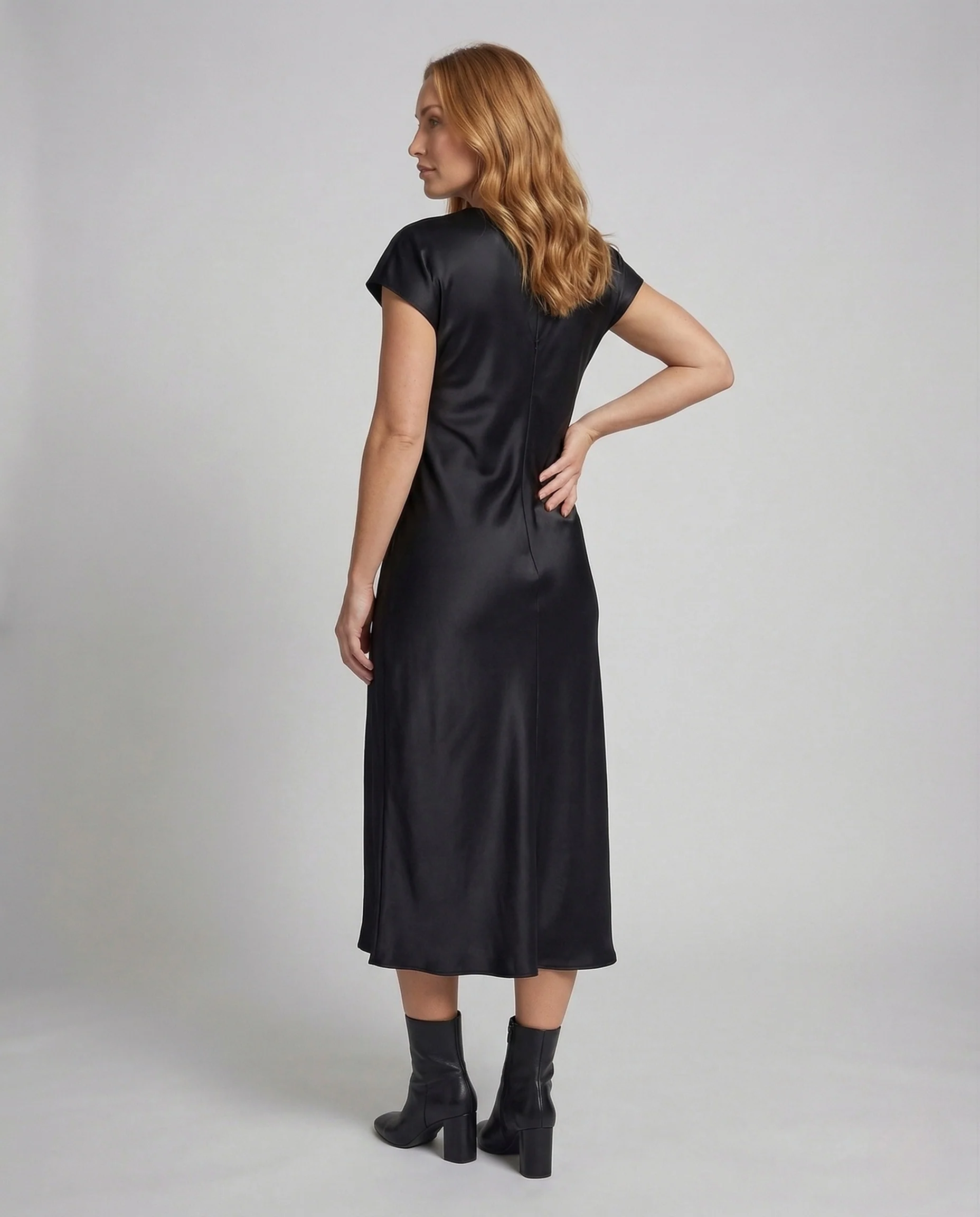 Damen Satin Maxikleid A Linie - Image 2