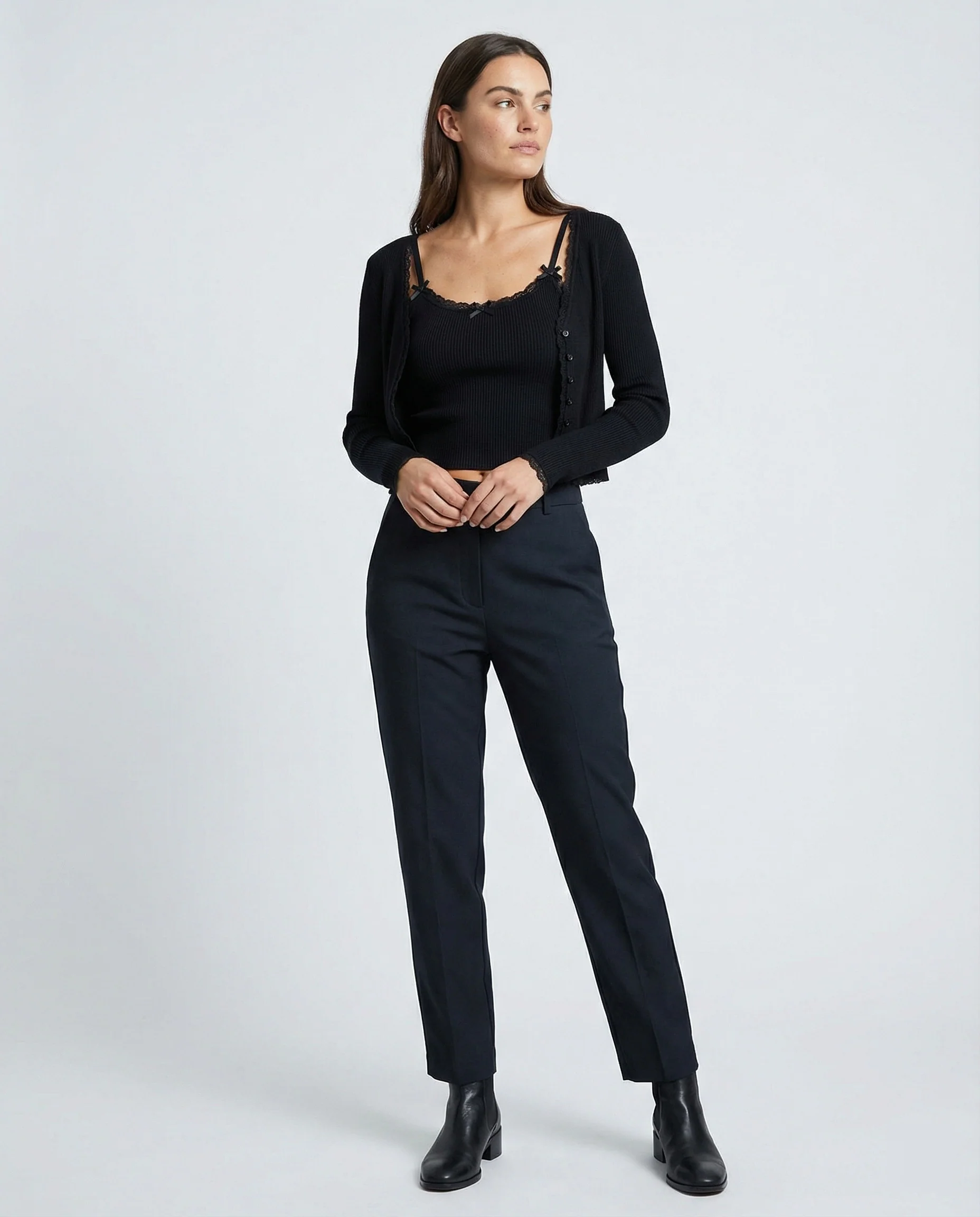 Damen feines geripptes Strick-Set mit Kurzcardigan, Spitzenbesatz-Cami und hochtaillierter Leggings Heidi-Mode - Image 2