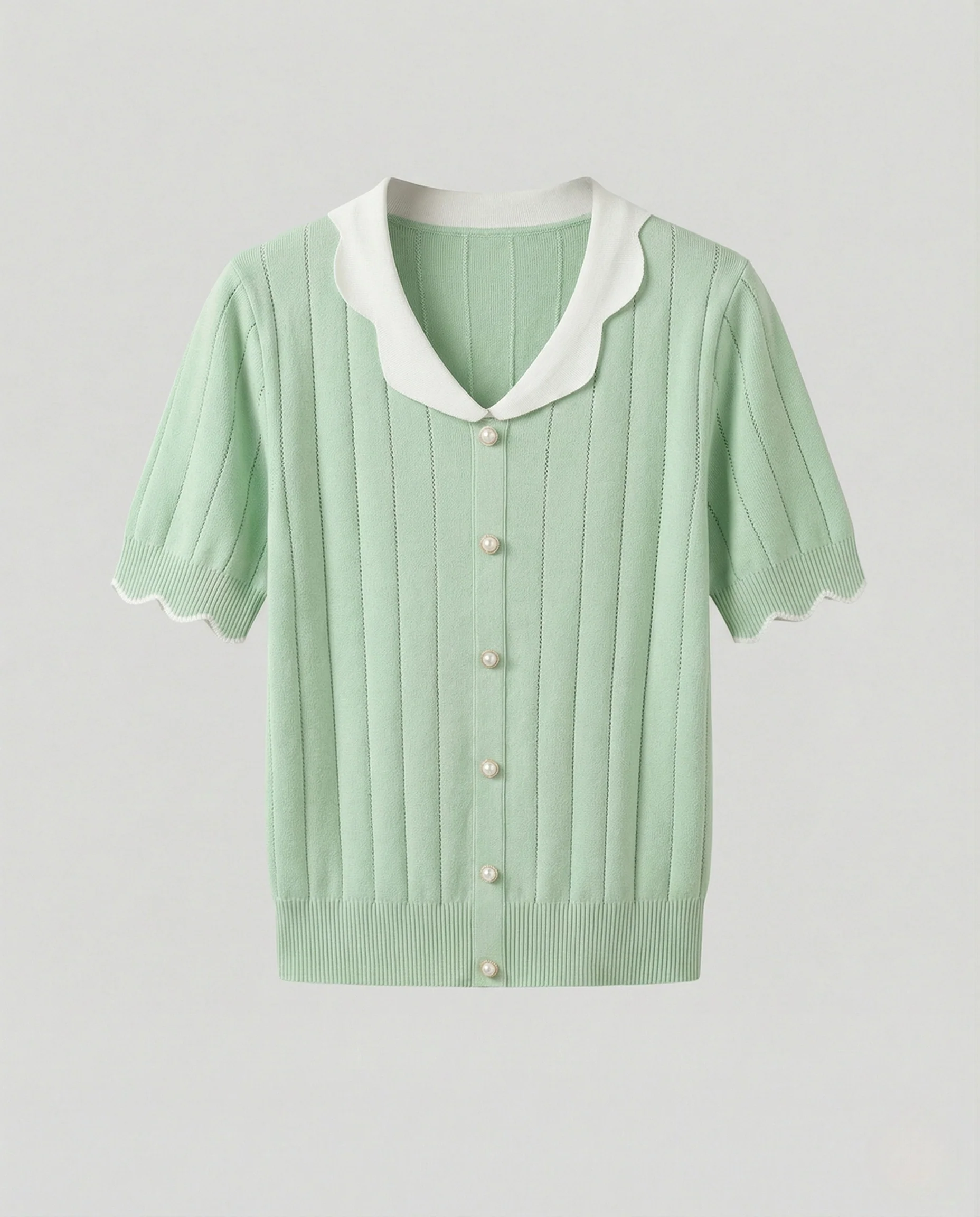 Feminine taillierte Feinstrickbluse mit wellenförmigem Kragen, Perlenknopfleiste, plissierten Chiffonärmeln und Rippbündchen Heidi Mode - Image 8