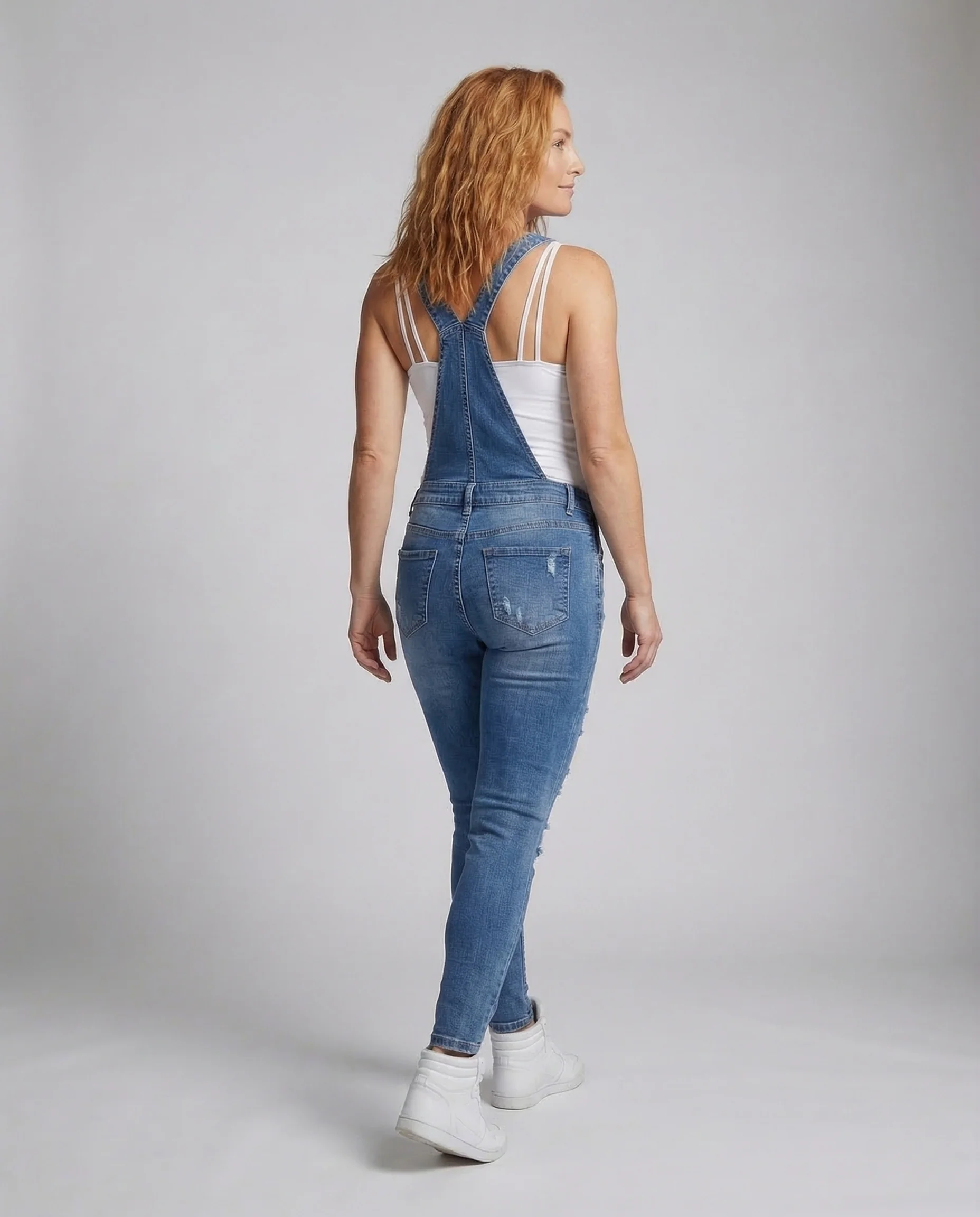Damen Jeans Latzhose Figurbetont Röhrenform - Image 3
