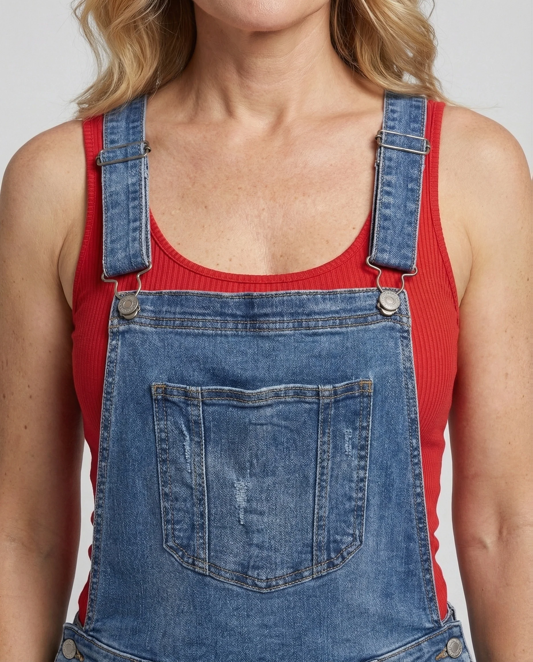 Damen Figurbetonte Distressed Jeans Latzhose mit Verstellbaren Trägern - Image 2