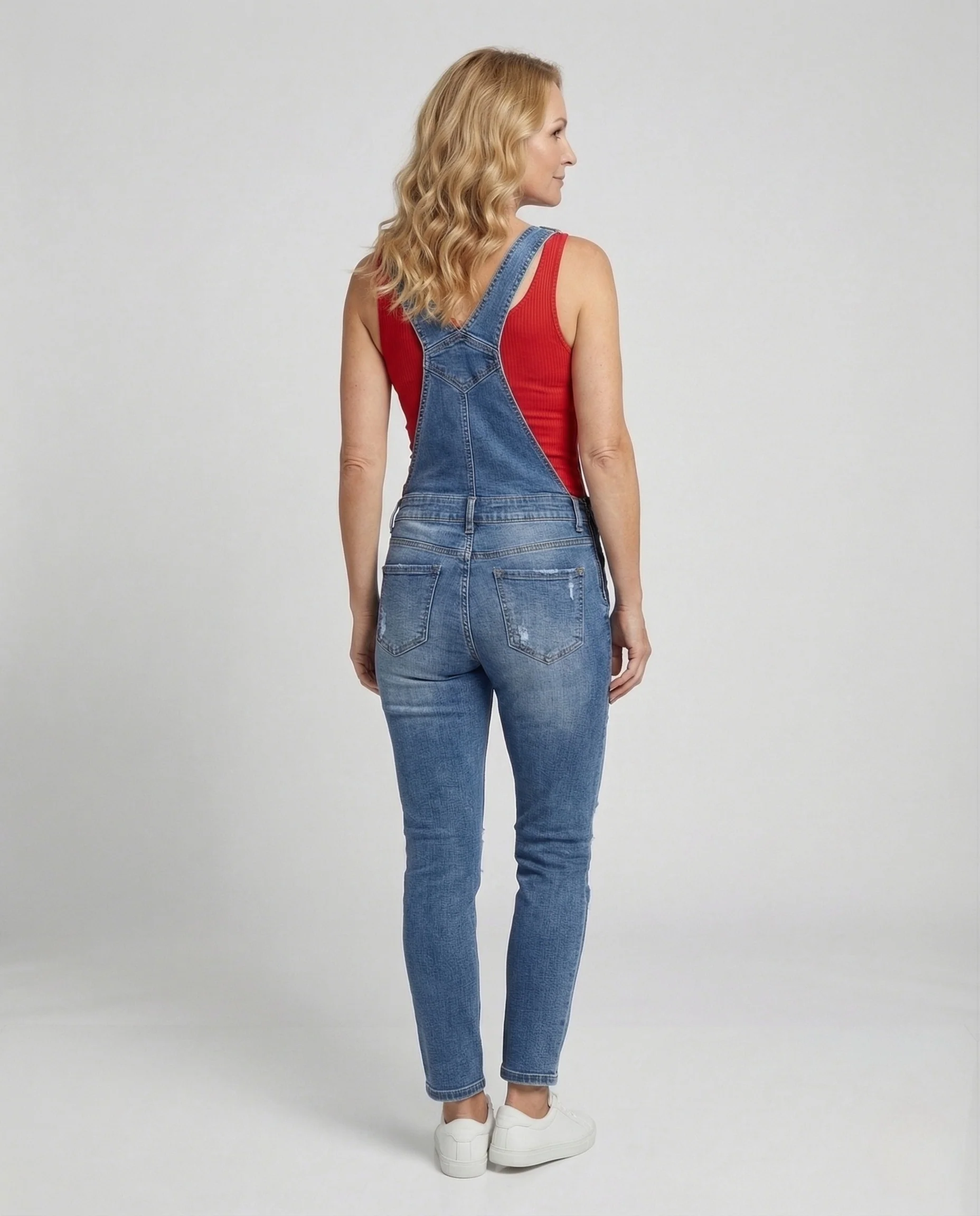 Damen Figurbetonte Distressed Jeans Latzhose mit Verstellbaren Trägern - Image 3
