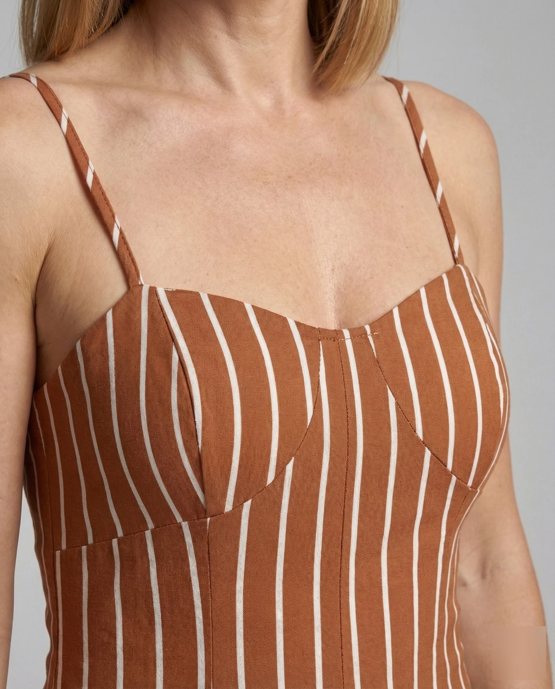 Damen Jumpsuit elegant Spaghettiträger - Image 3