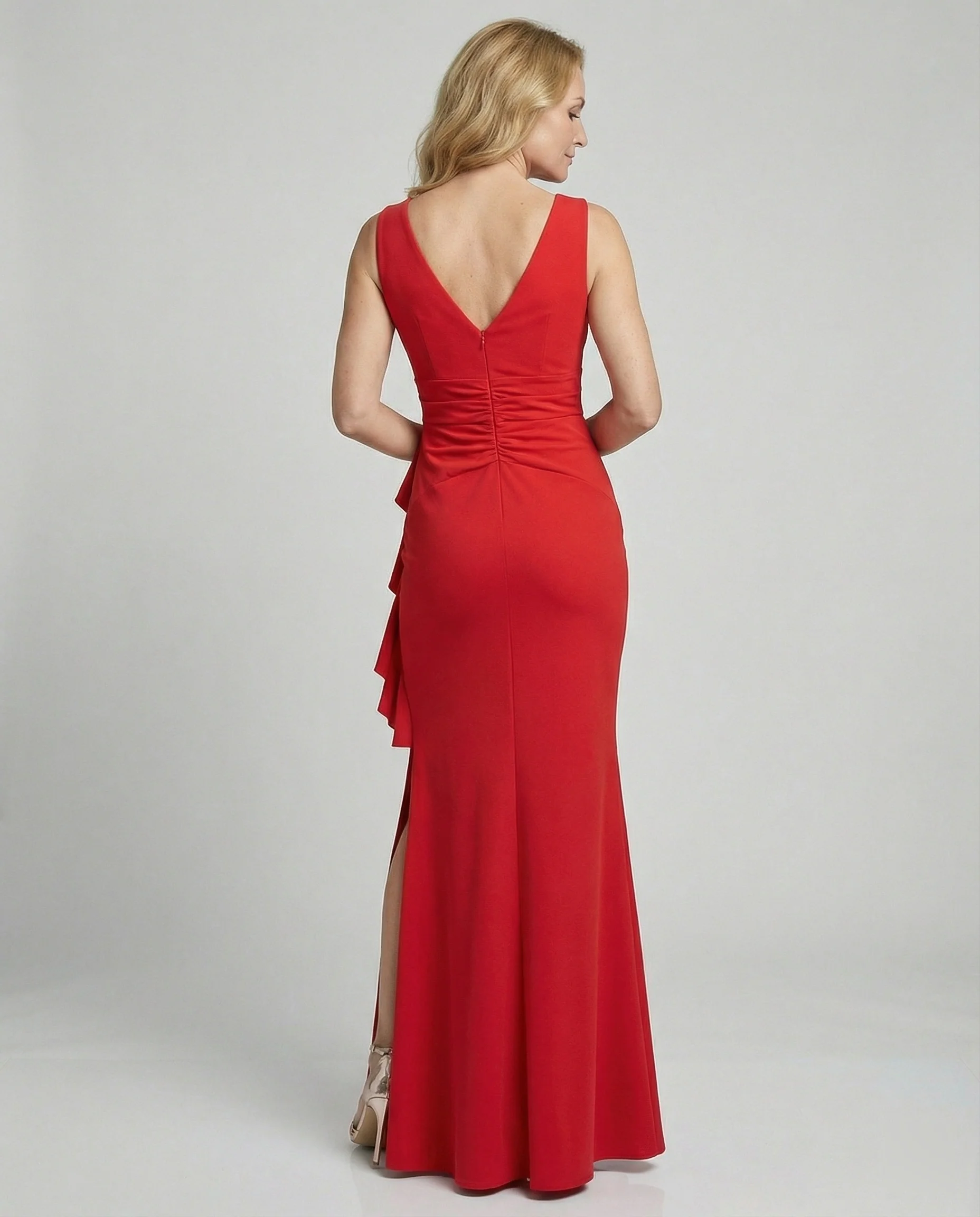 Figurbetontes Abendkleid mit V-Ausschnitt - Image 2