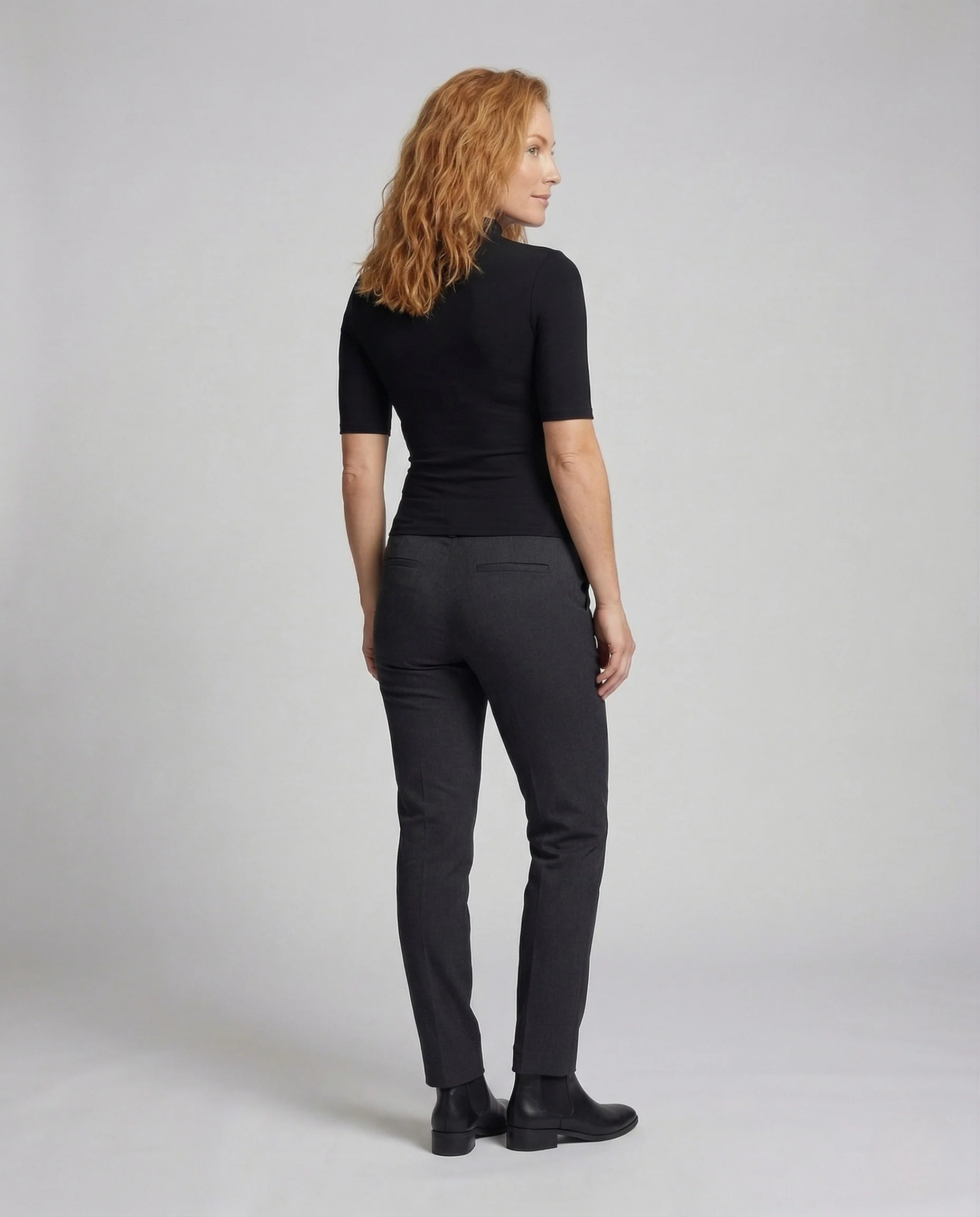 Damen Feinstrick Rollkragen Shirt Figurbetont Kurzarm - Image 4