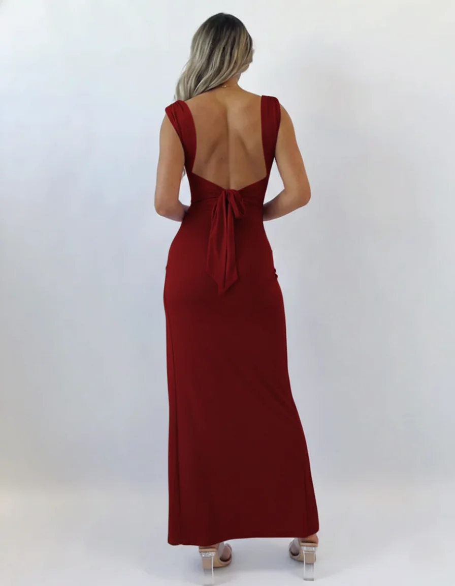 Figurbetontes Maxikleid mit Herz-Ausschnitt - Image 2