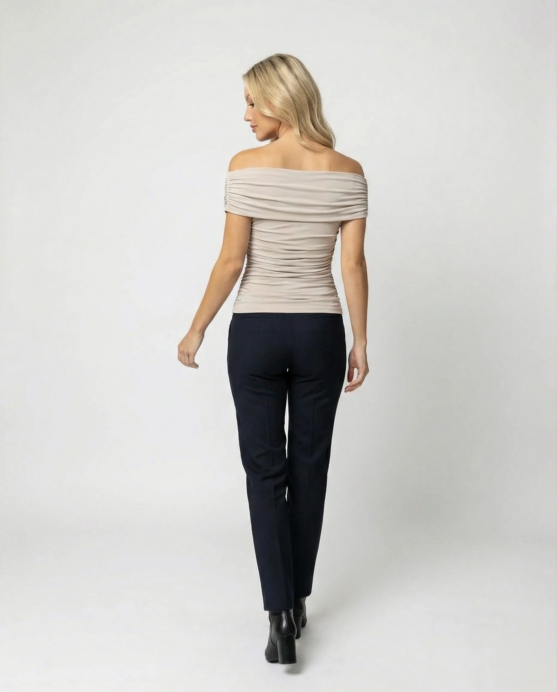 Damen figurbetontes schulterfreies Top mit Drapierung und seitlicher Raffung Heidi Mode - Image 4