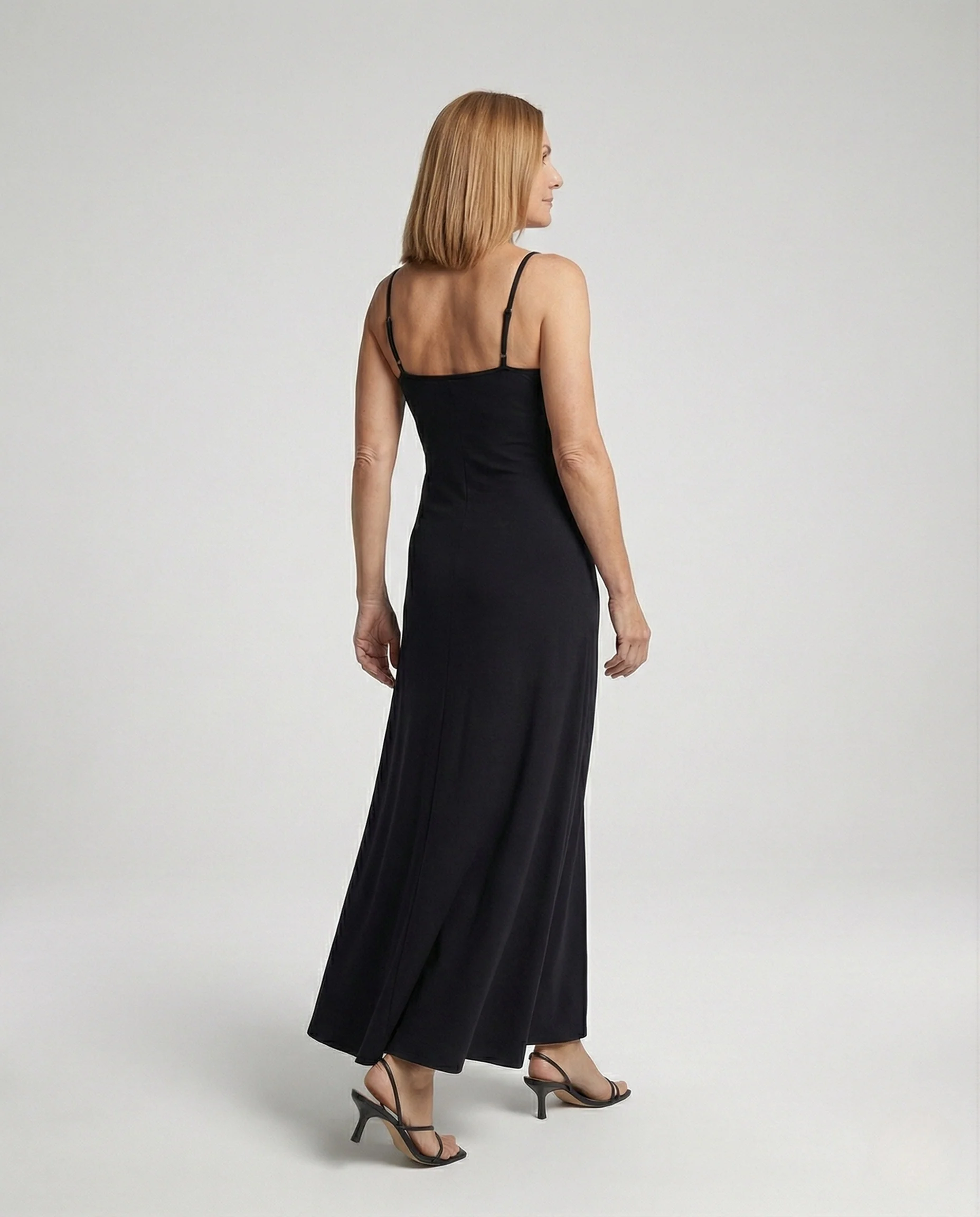 Figurschmeichelndes Maxikleid mit Spaghettiträgern und elastischem Jersey Heidi Mode - Image 4