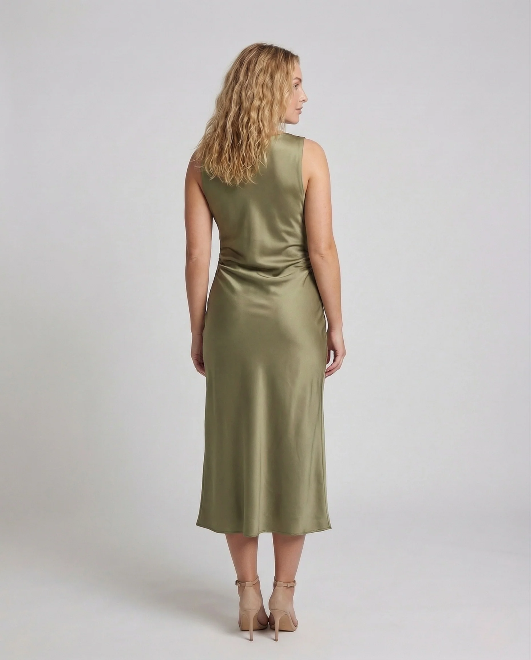 Damen Satin Maxikleid Wasserfall Ausschnitt - Image 4