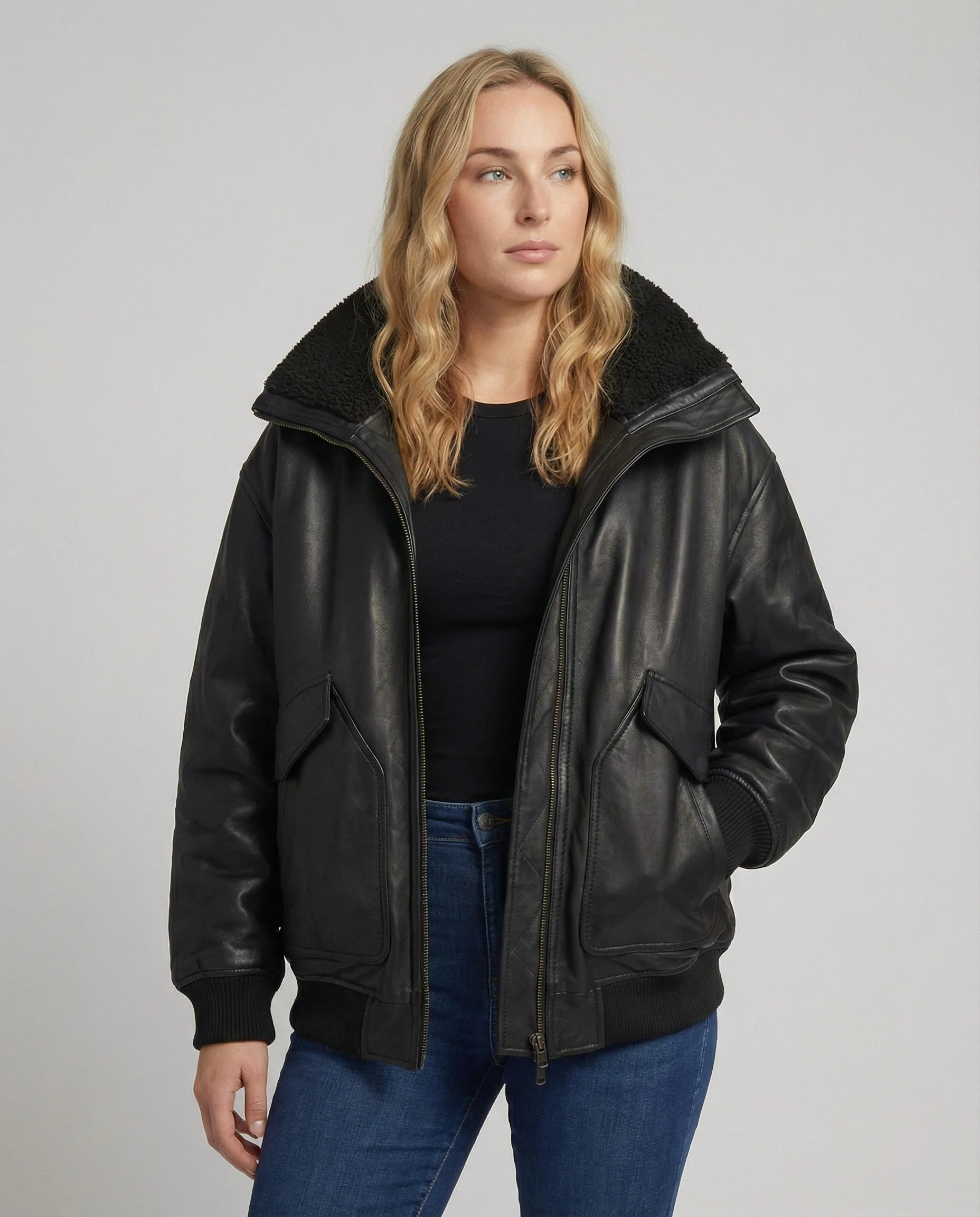 Gefütterte extraweite Fliegerjacke in Lederoptik mit Plüschinnenfutter, übergroßem Revers und Raglanärmeln Heidi-Mode - Image 5