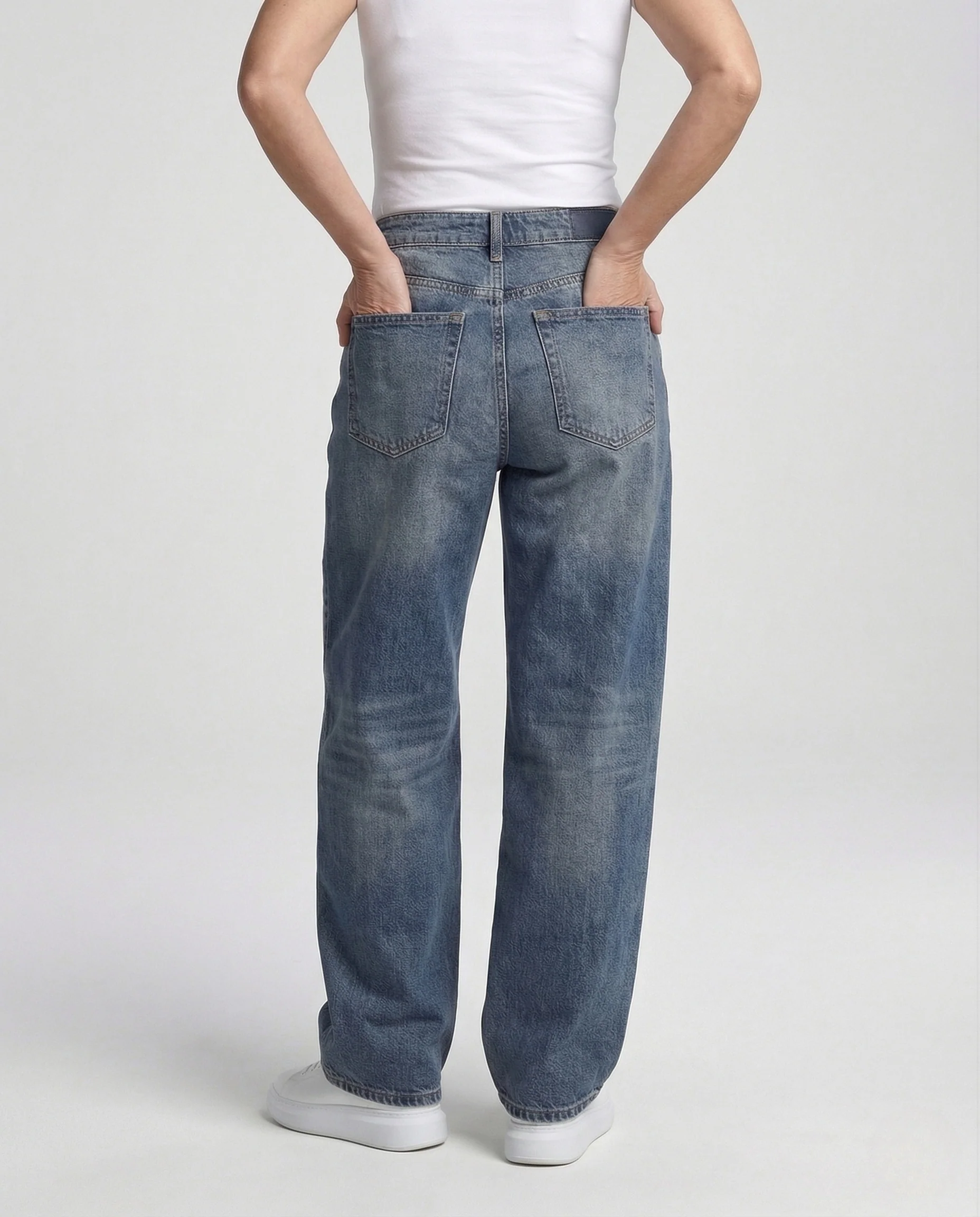 Damen High Waist Straight Jeans mit Washed Effekt - Image 2