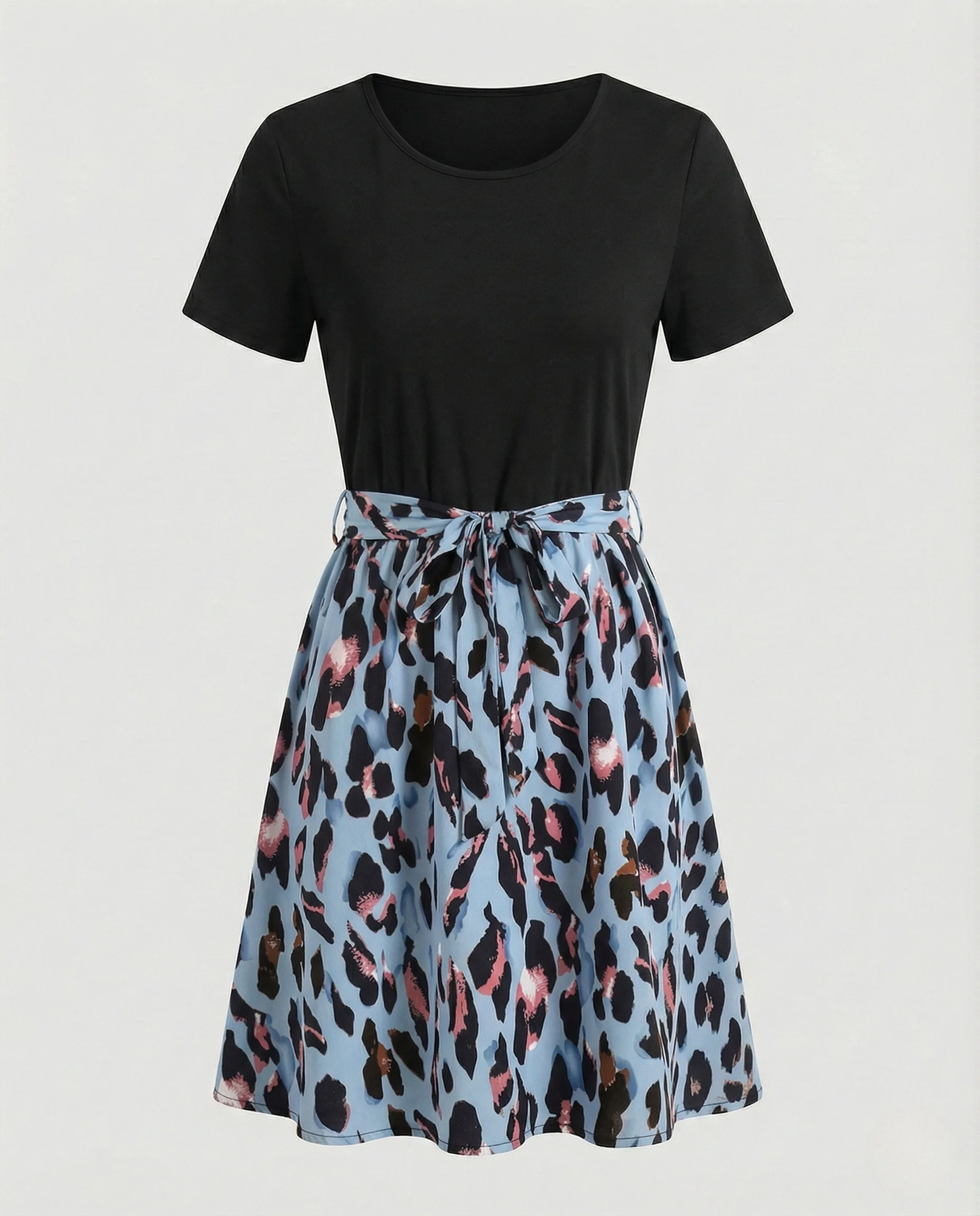 Damen Freizeitkleid im Zweiteiler Look - Image 5