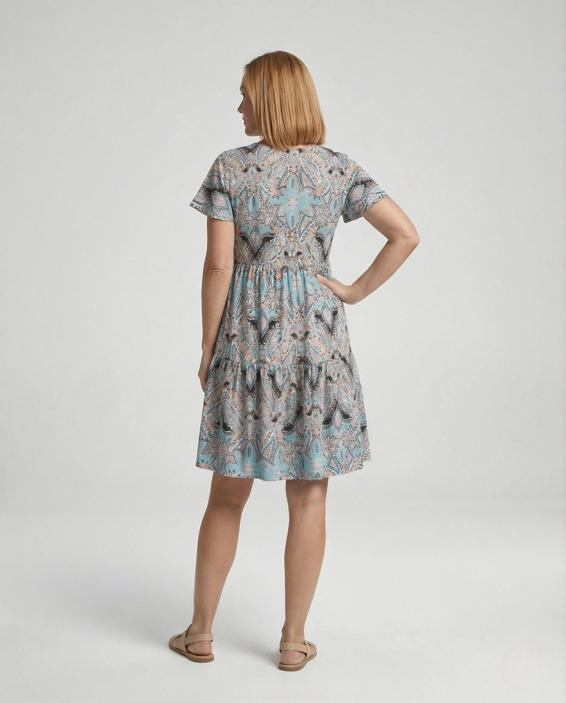 Damen Knielanges Stufenkleid mit Paisley-Muster - Image 4