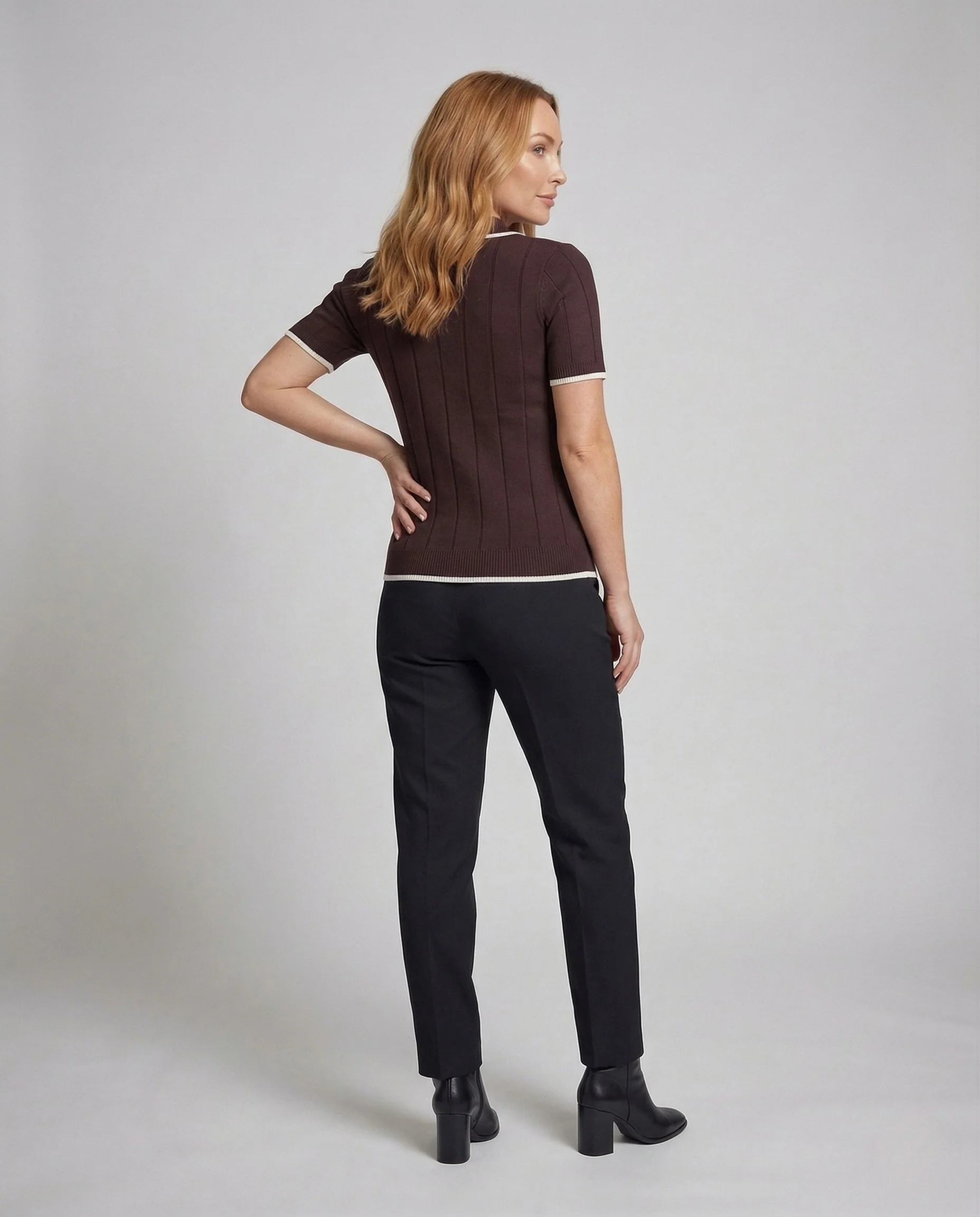 Damen Feinstrick Poloshirt Kurzarm V Ausschnitt - Image 3