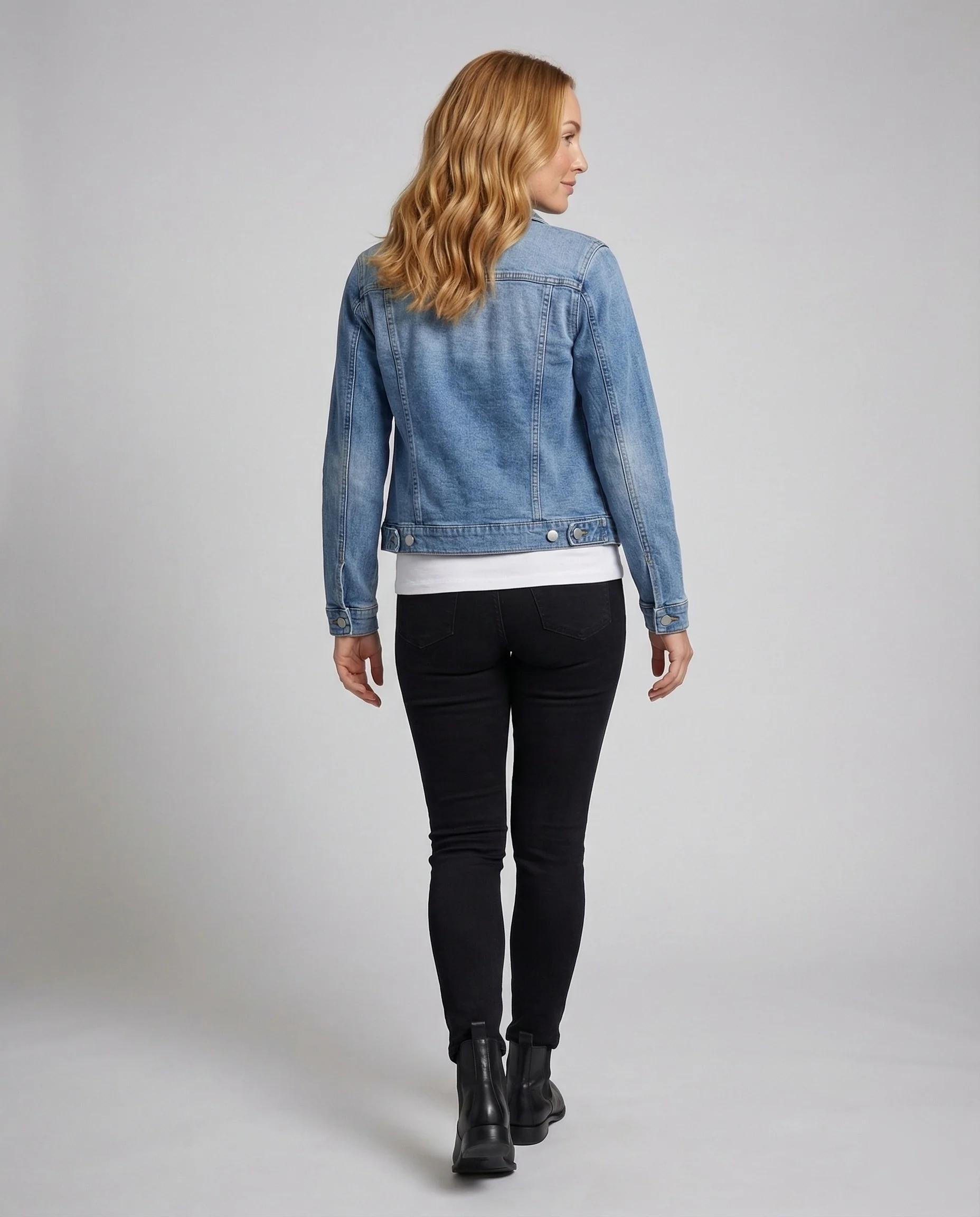Damen Jeansjacke Boxy Druckknöpfe - Image 4