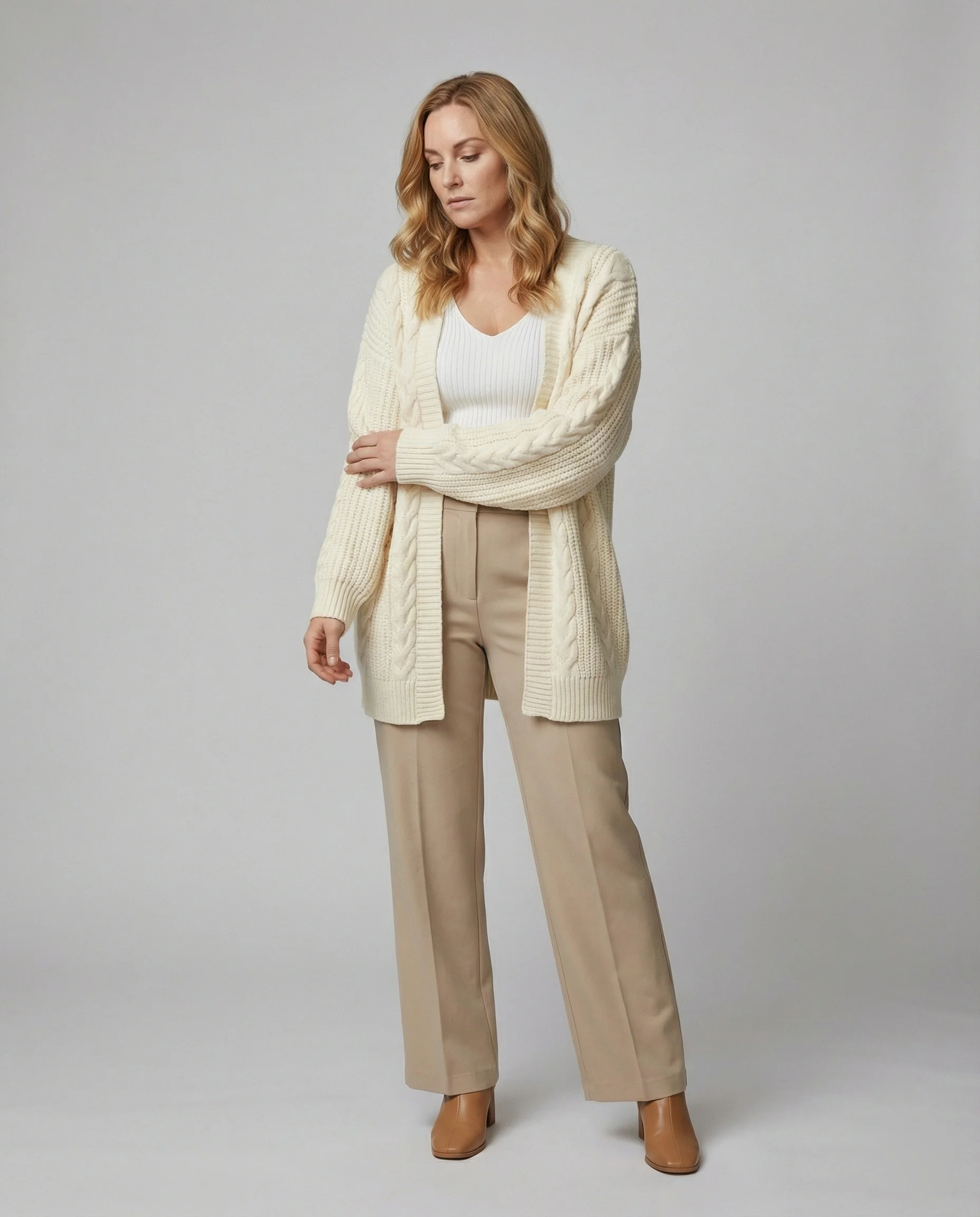 Langer offener Zopfmuster-Mantelcardigan mit voluminösen Glockenärmeln und geripptem Saum Heidi-Mode - Image 3