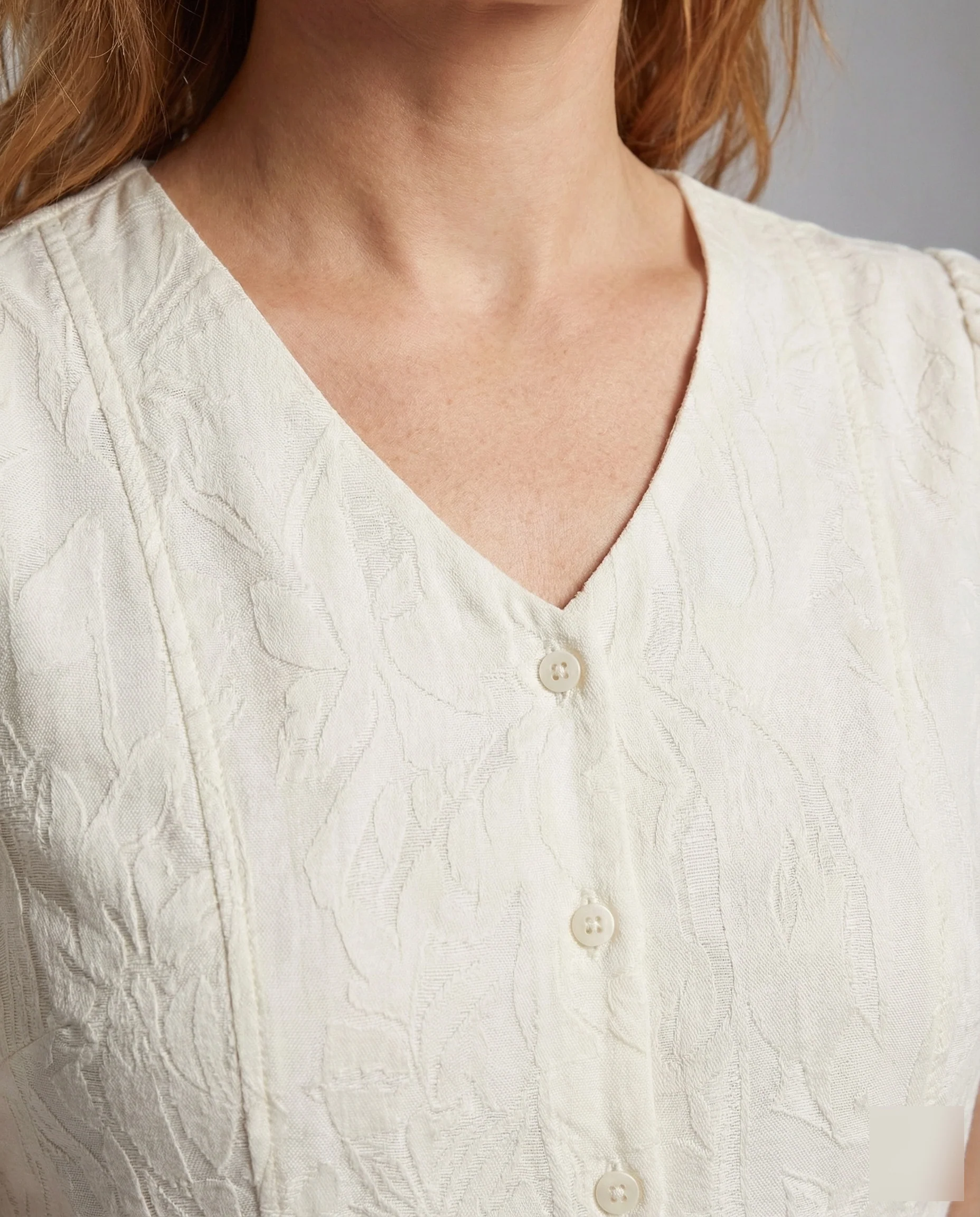 Damen Baumwoll Leinen Bluse mit Volant - Image 3