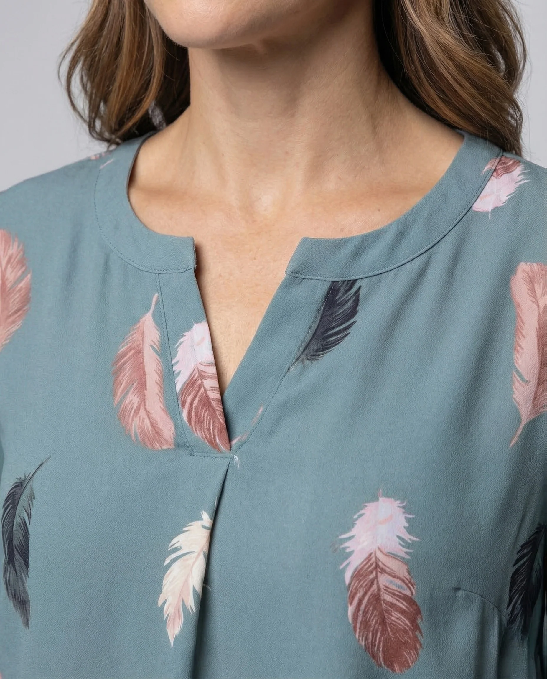 Damen Chiffonbluse Federmotiv Ballonärmel - Image 3