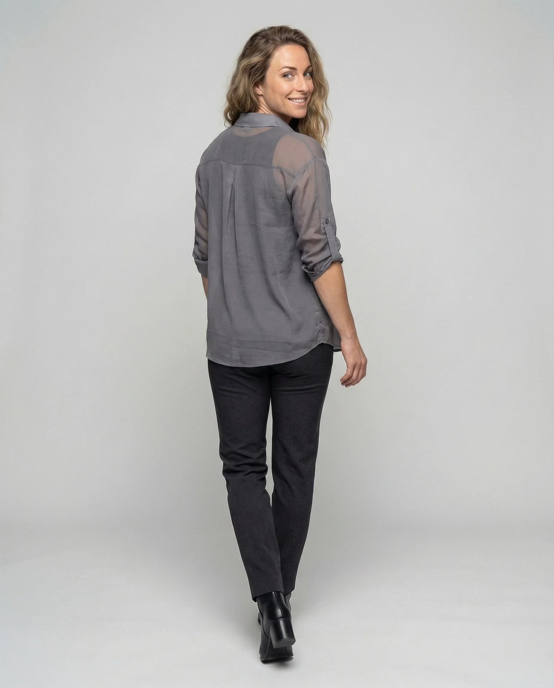 Damen Satinbluse mit Rückenknoten - Image 4
