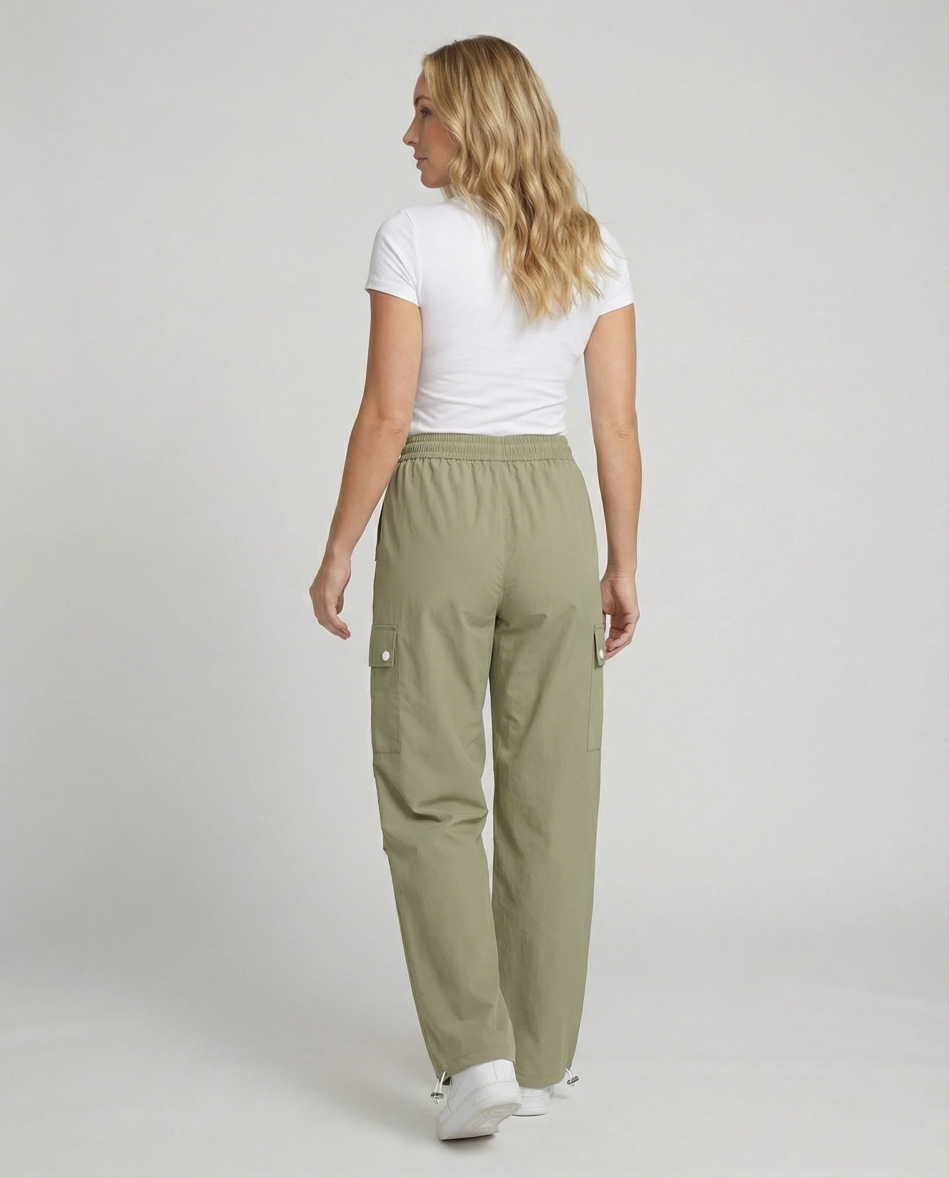 Luftig weite Cargohose mit hoher Taille Tunnelzug und Kordelabschluss Heidi-Mode - Image 2