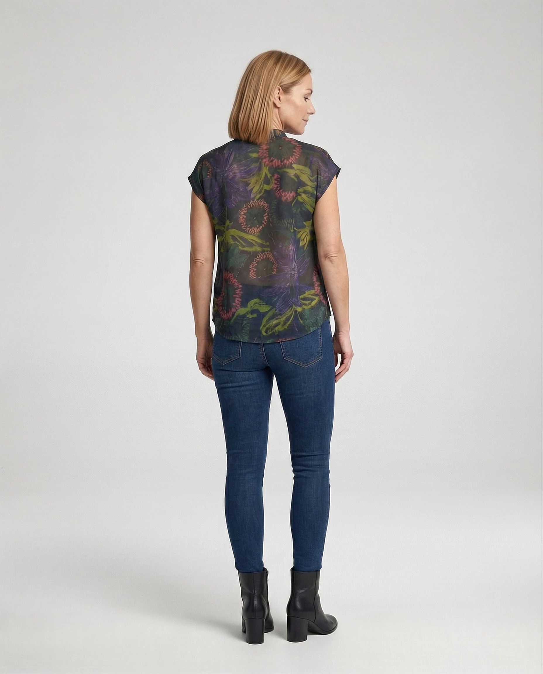 Leinenbluse Damen Mit Froschverschluss - Image 4