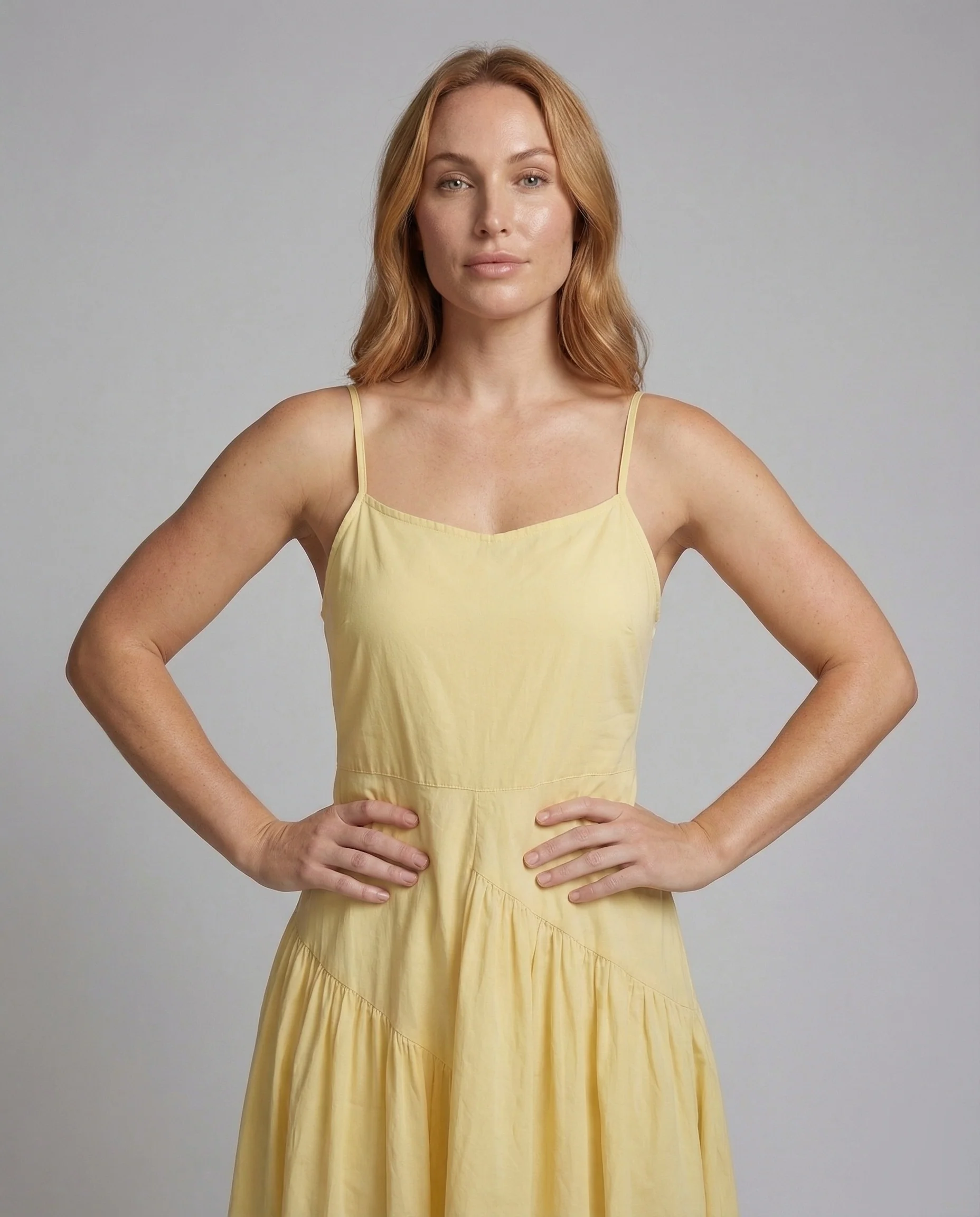 Damen Lagenkleid mit Stufensaum - Image 2