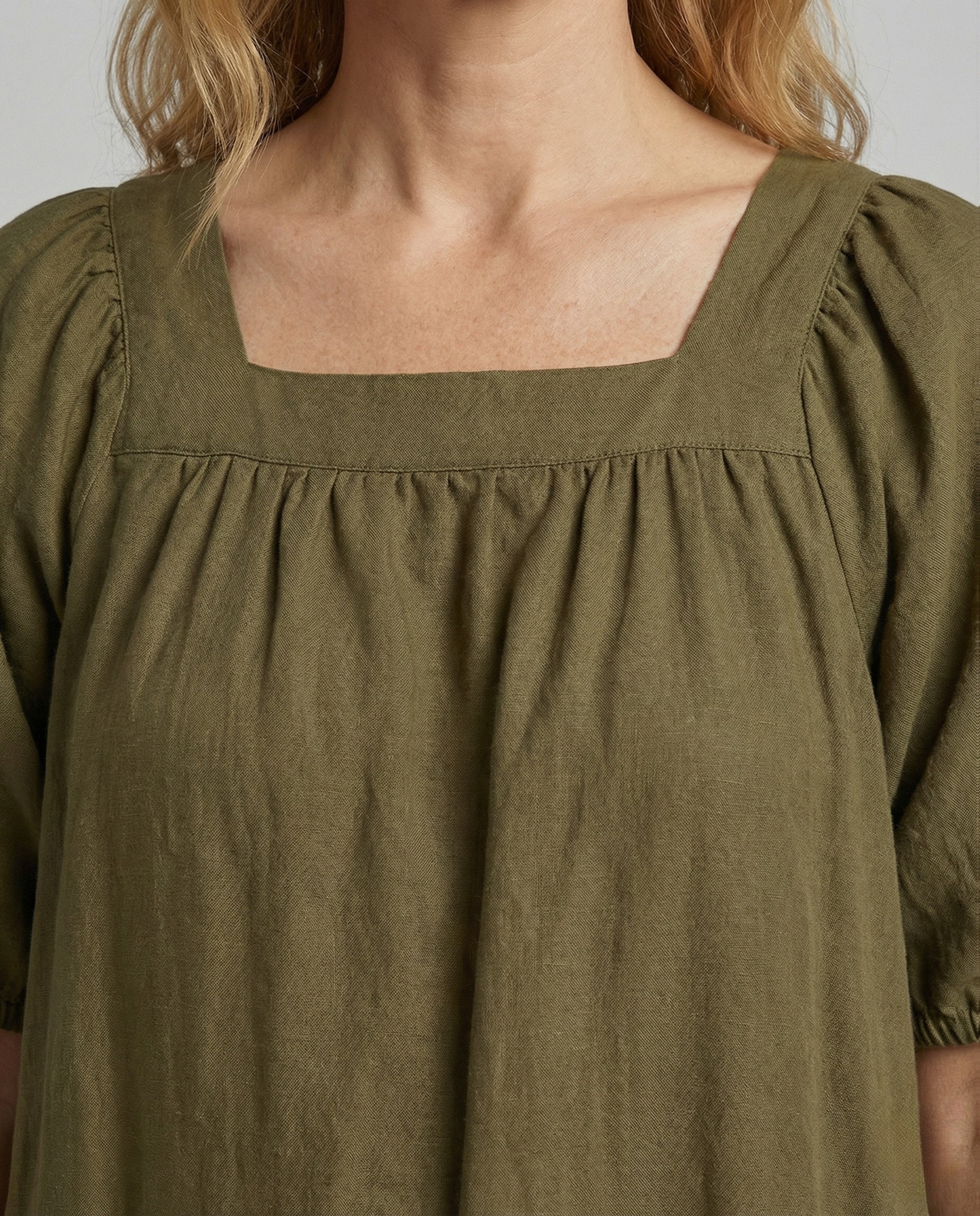 Damen Maxikleid mit Quadratischem Ausschnitt - Image 3