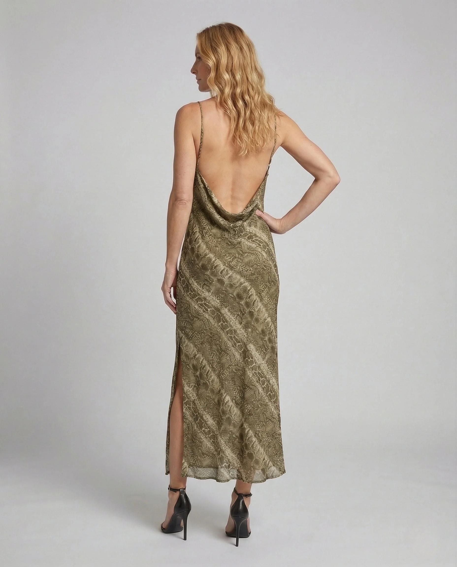 Damen Satin Maxikleid mit Beinschlitz - Image 4