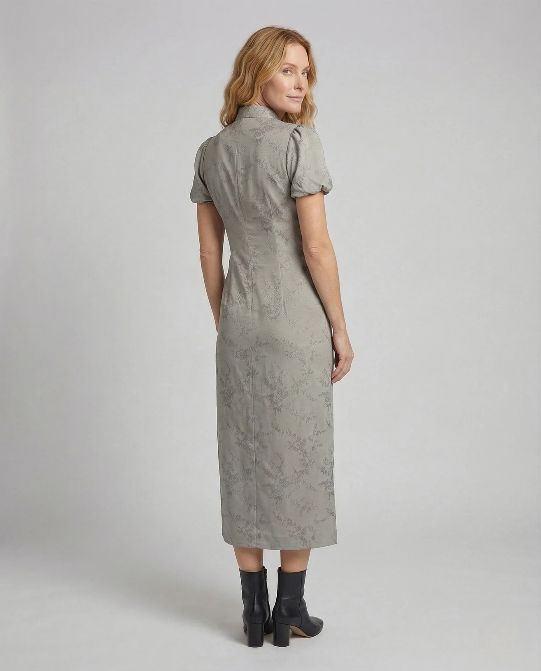 Damen Jacquard Maxikleid mit Stehkragen - Image 4